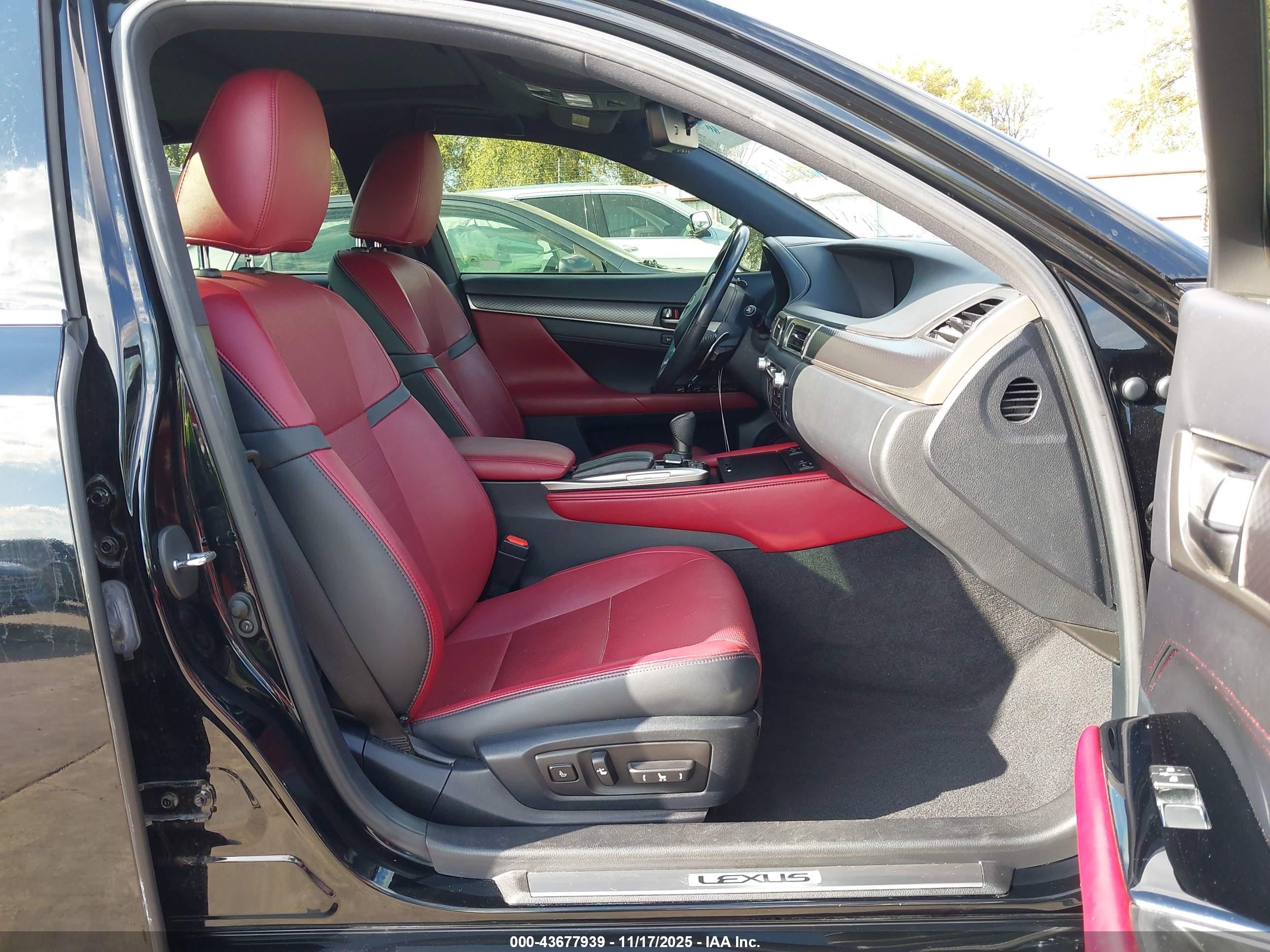 LEXUS GS image 5