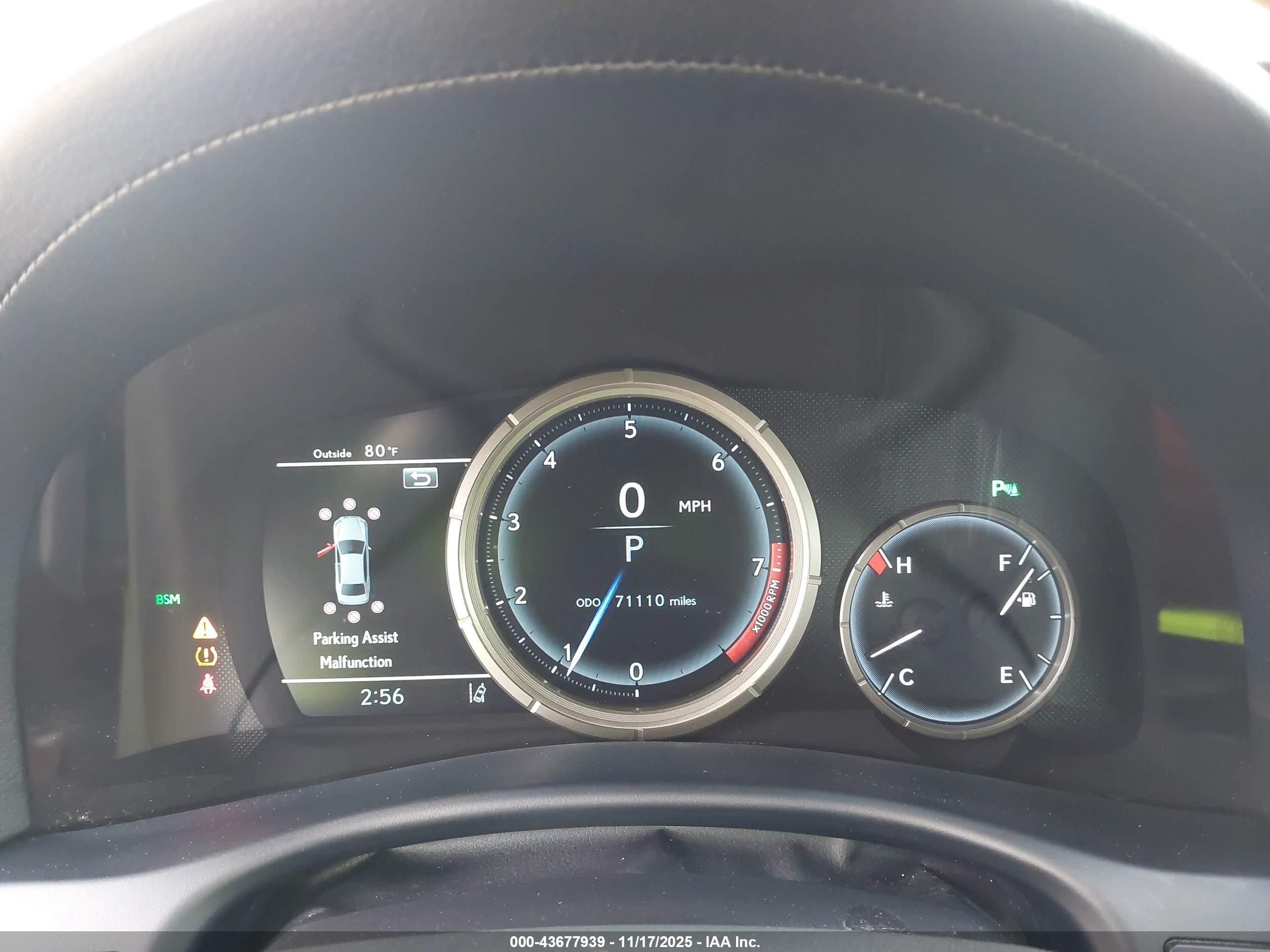 LEXUS GS image 7