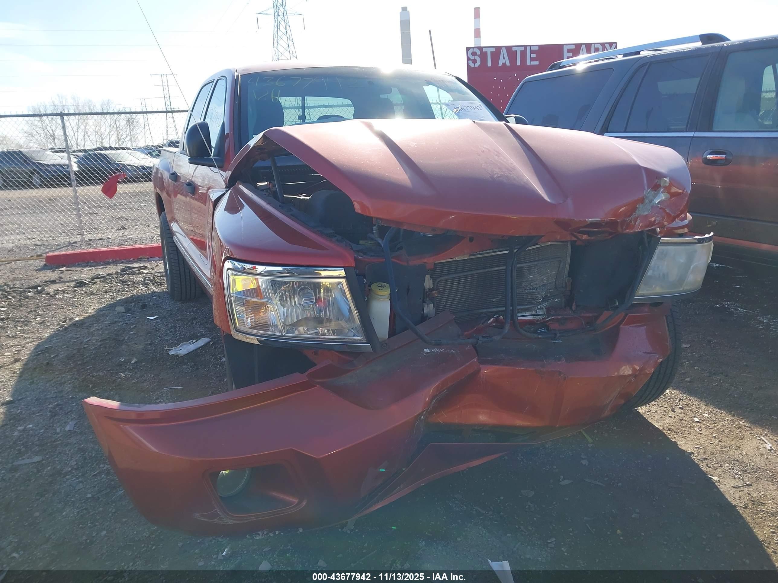 DODGE DAKOTA image 6