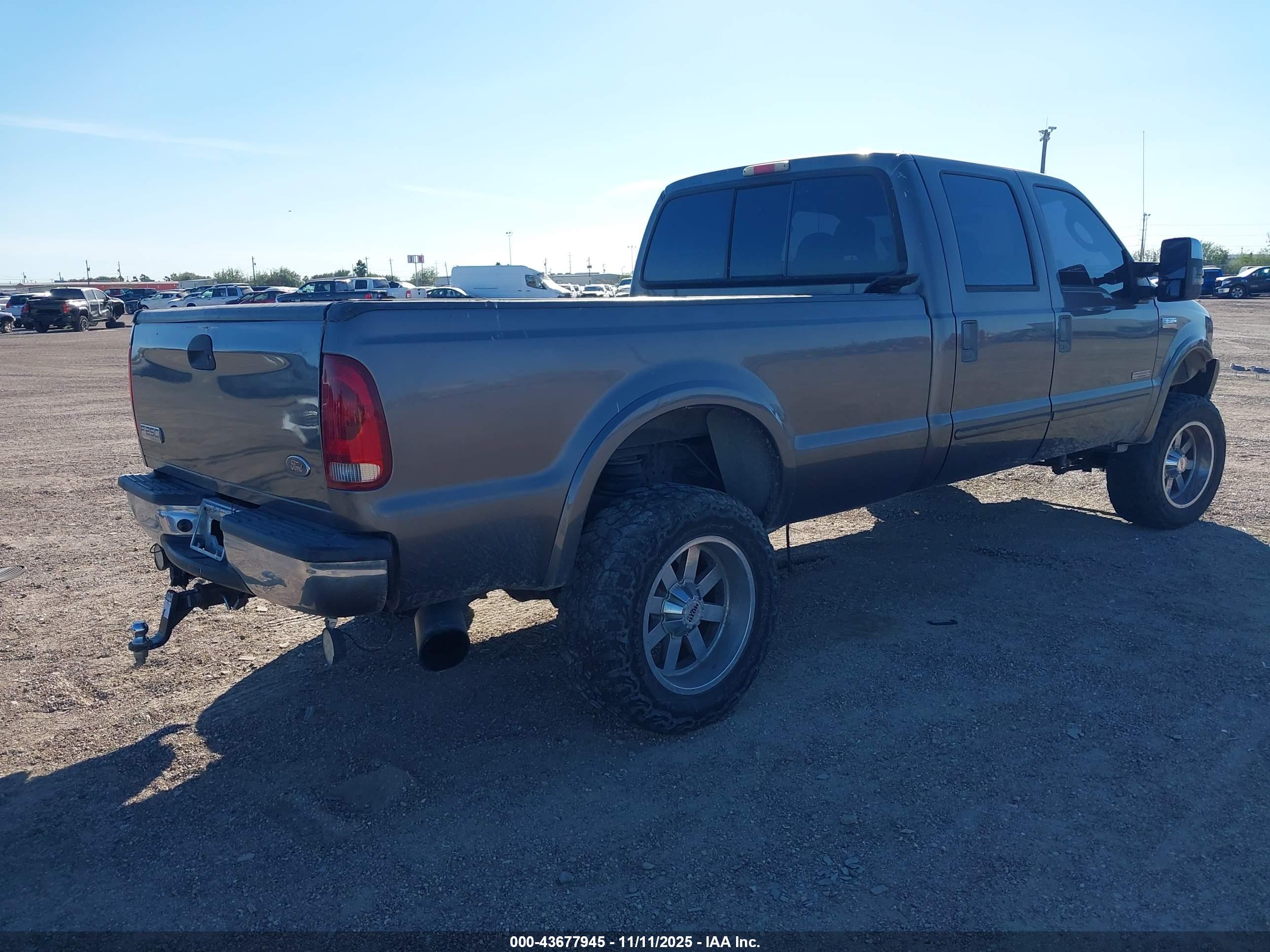 FORD F-250 image 4