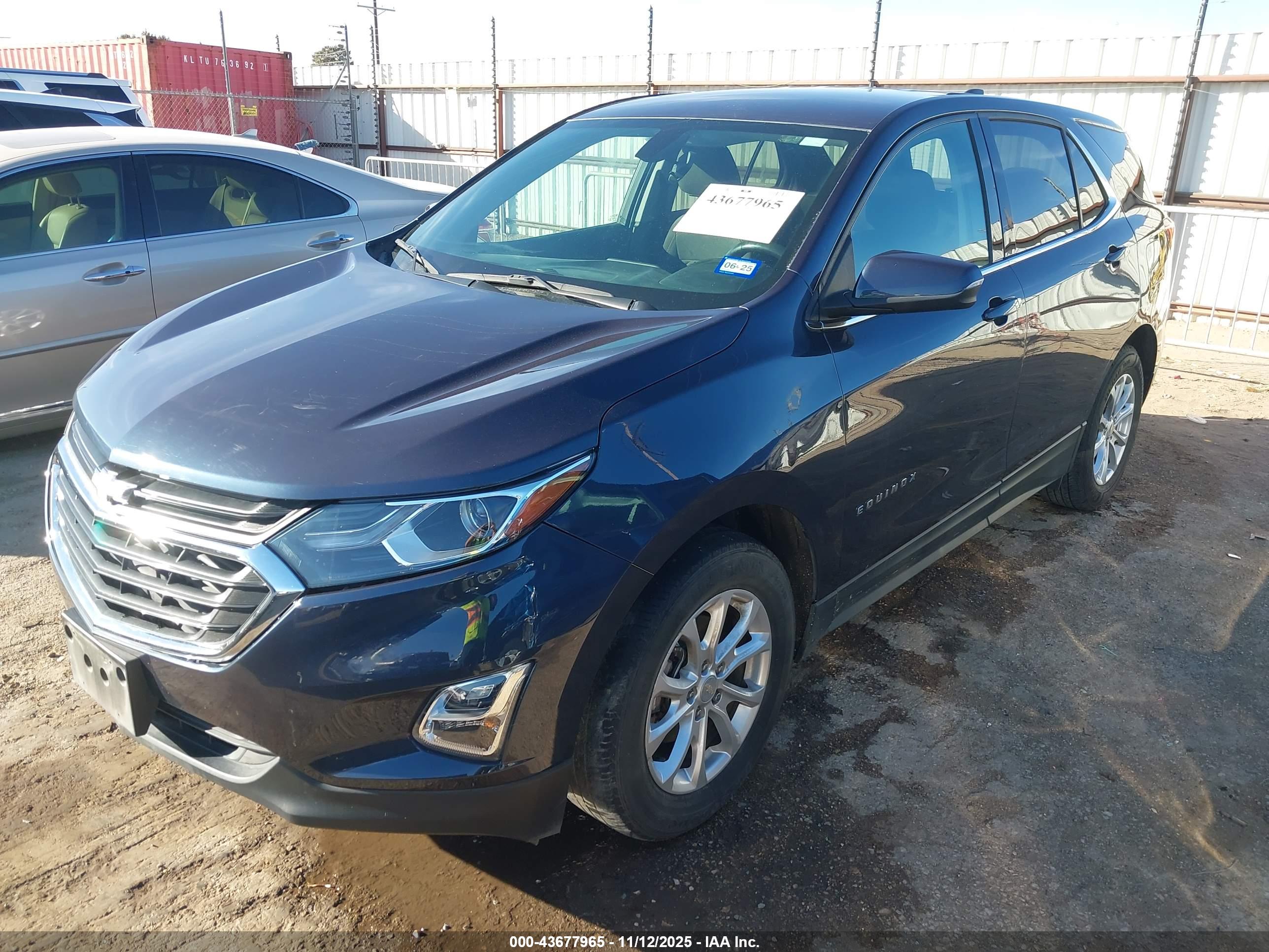 CHEVROLET EQUINOX image 2