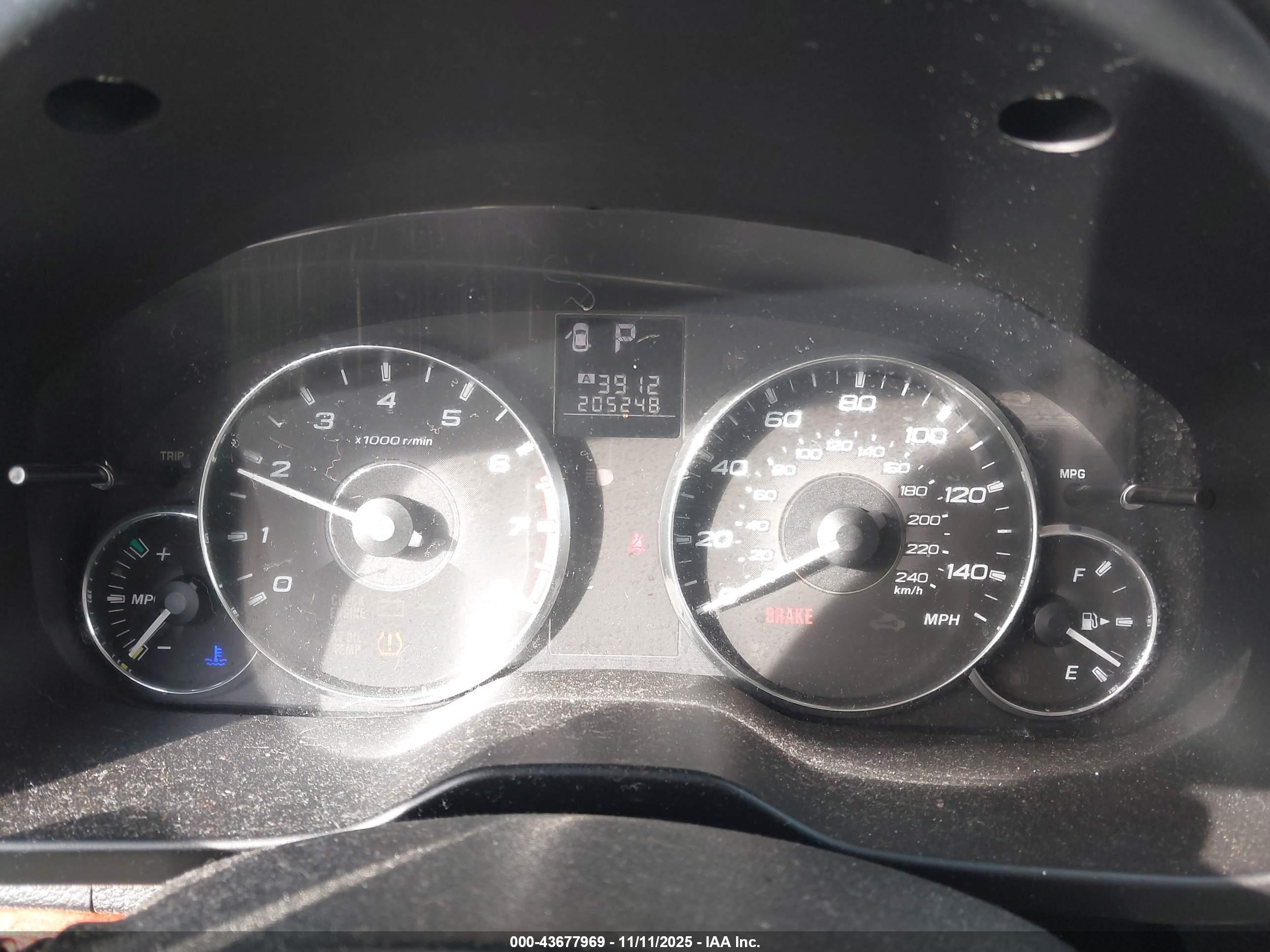 SUBARU OUTBACK image 7