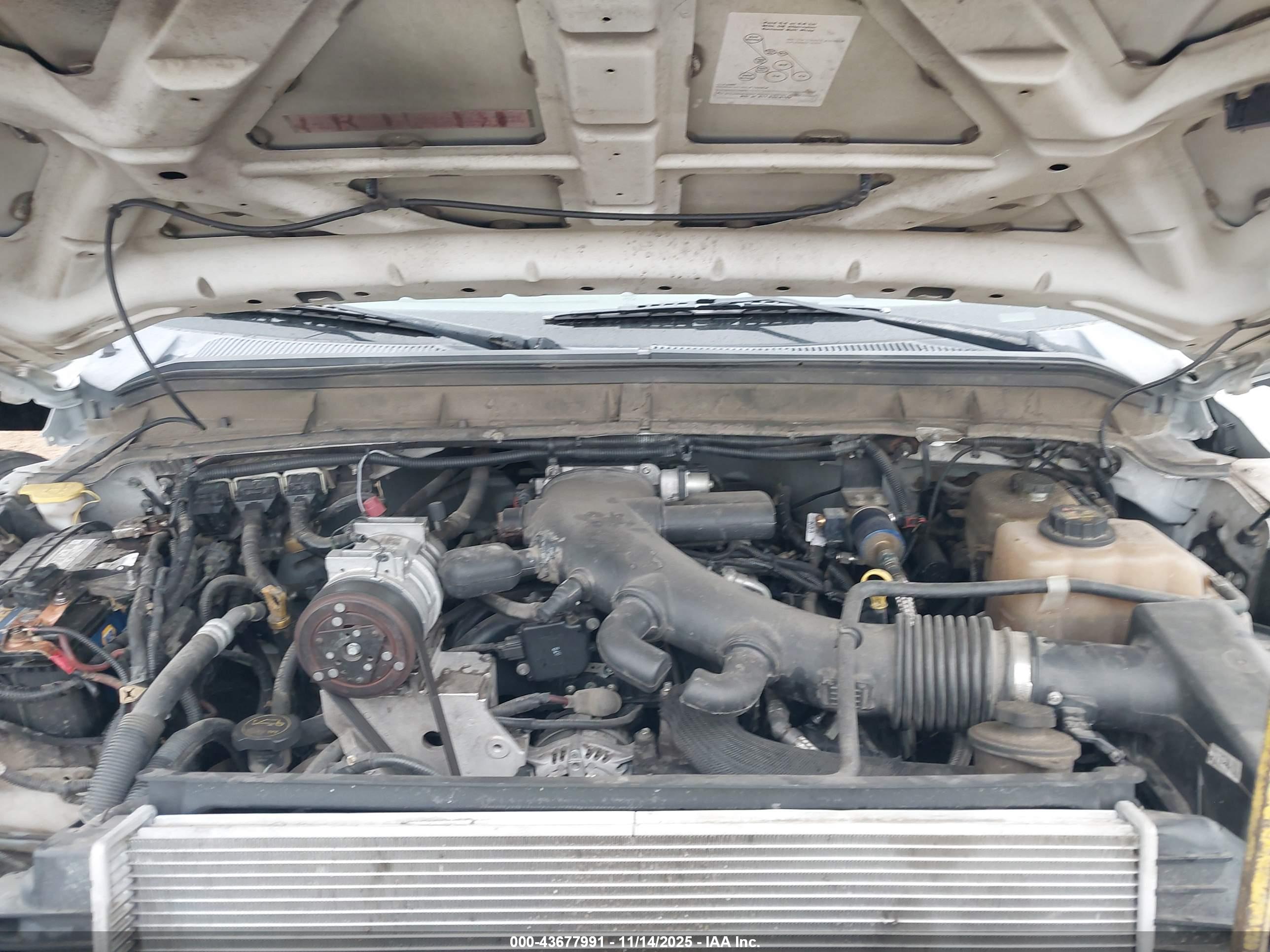 FORD F-450 image 10