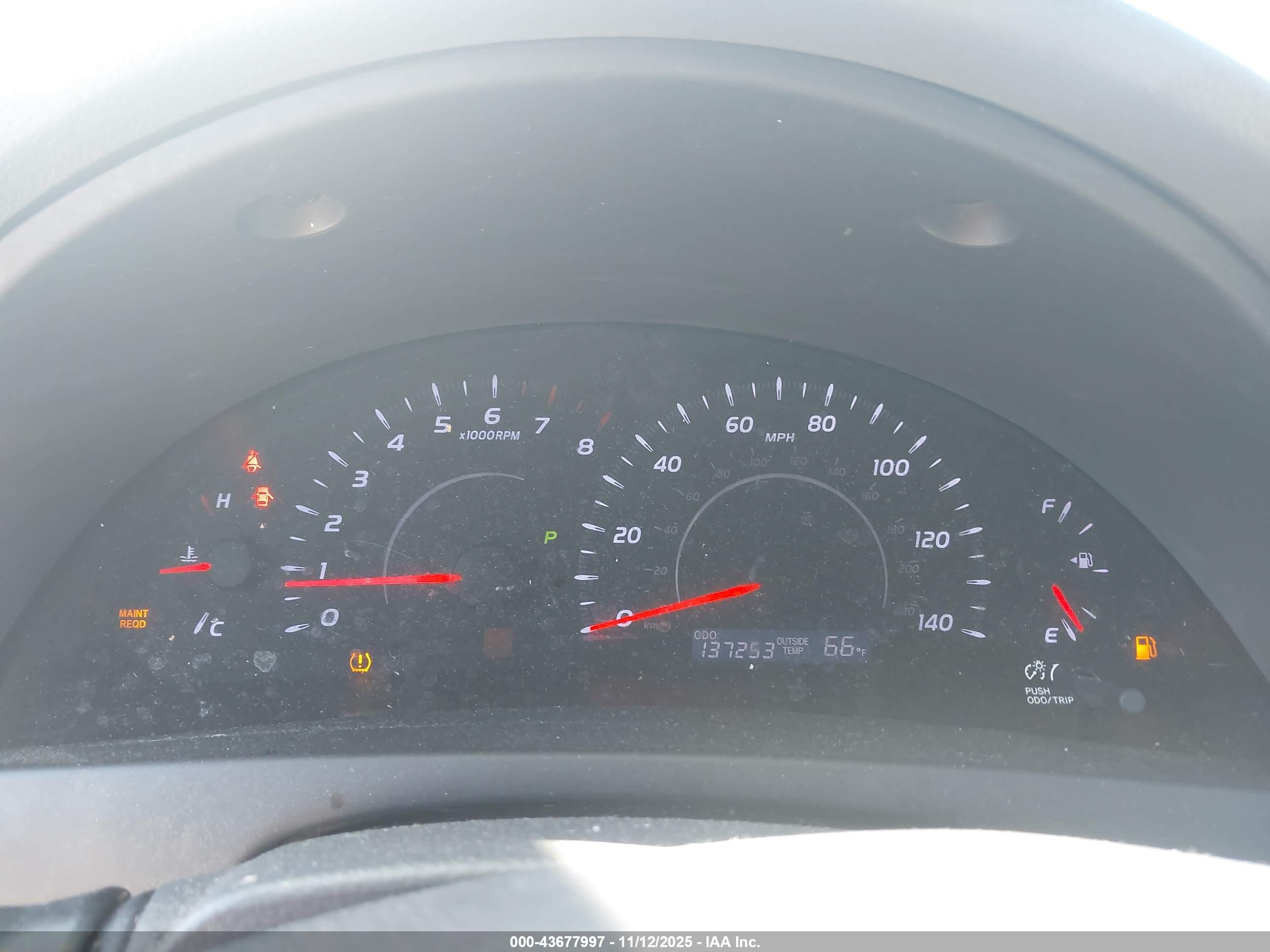 TOYOTA CAMRY image 7