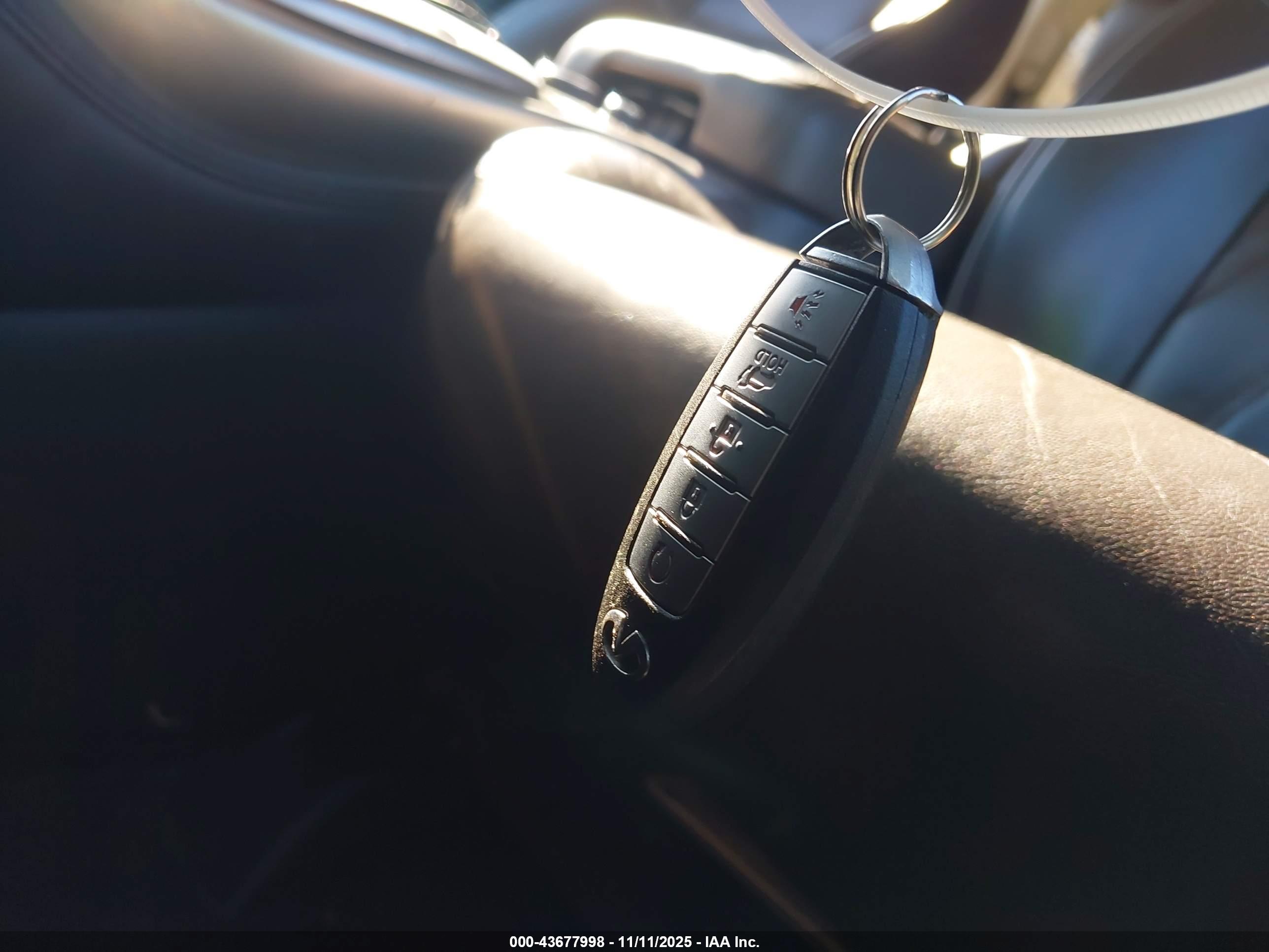 INFINITI QX60 image 11