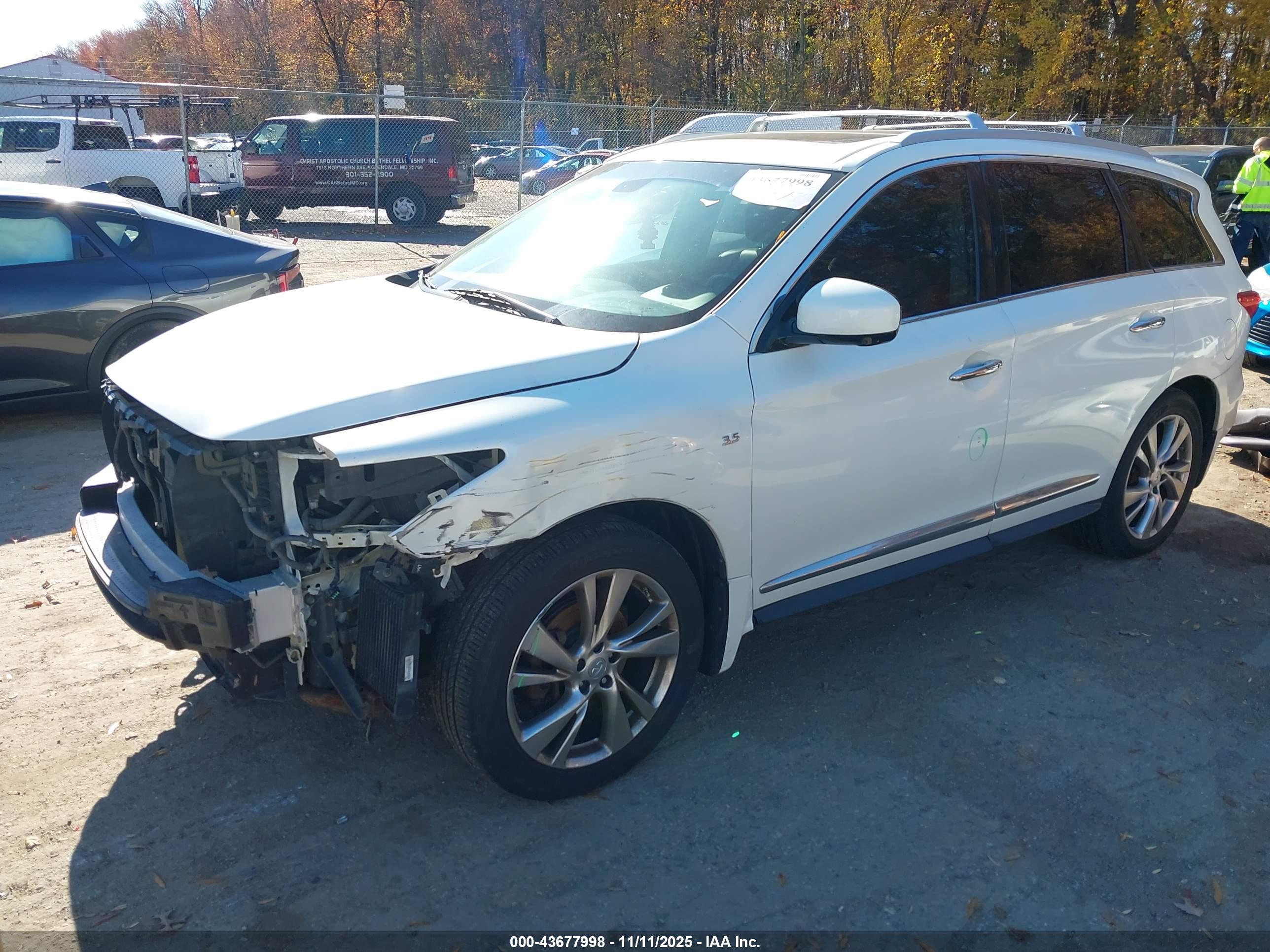 INFINITI QX60 image 2