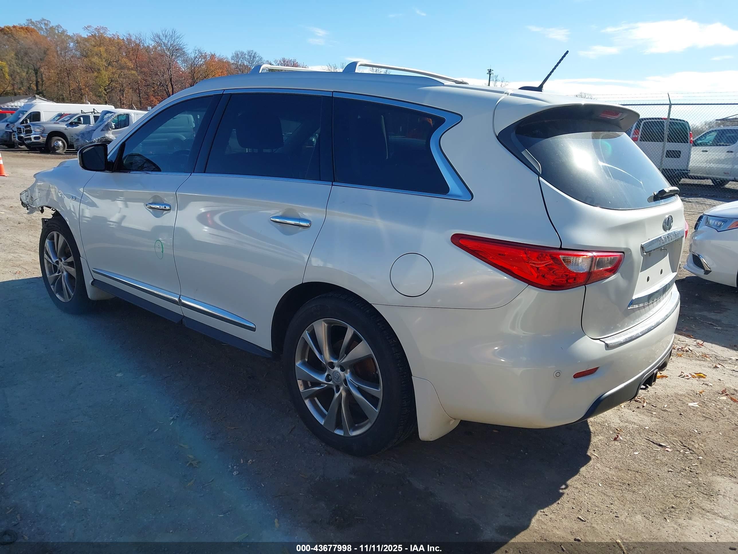 INFINITI QX60 image 3