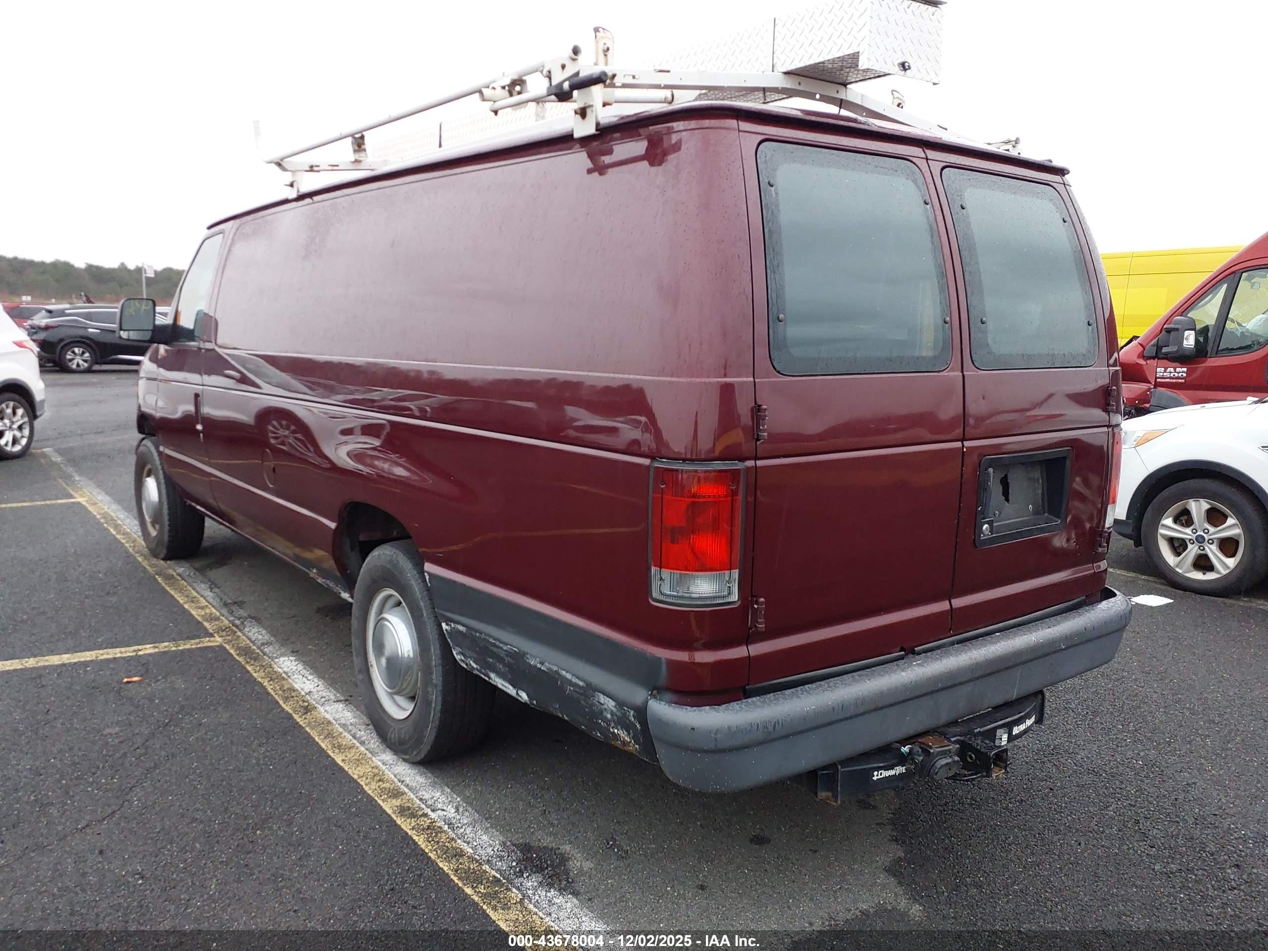 FORD E-250 image 3