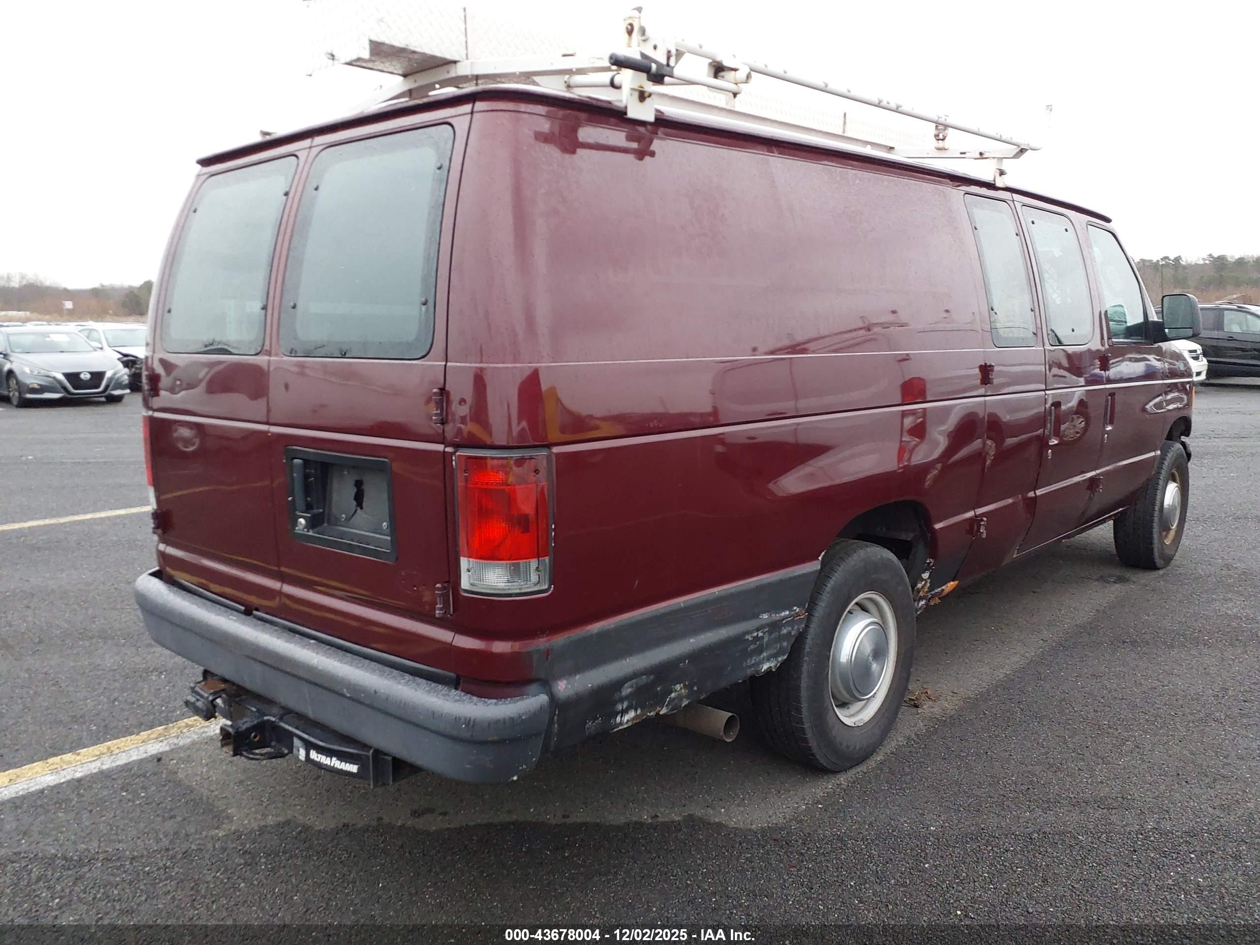 FORD E-250 image 4