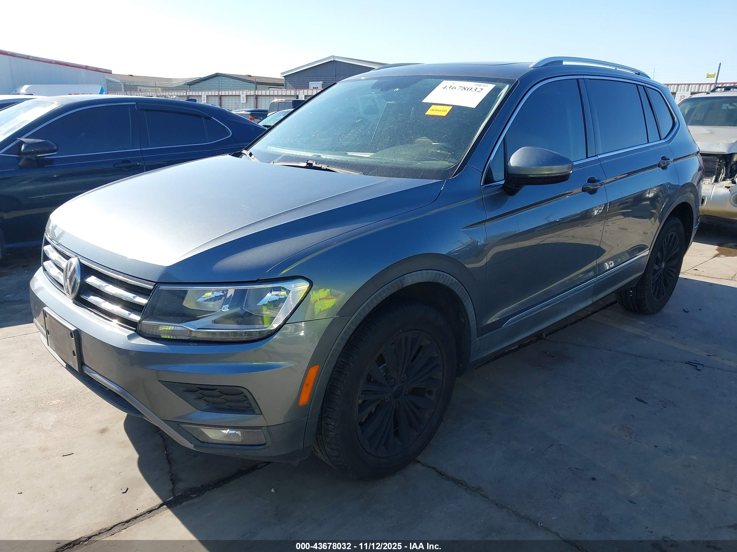 VOLKSWAGEN TIGUAN image 2