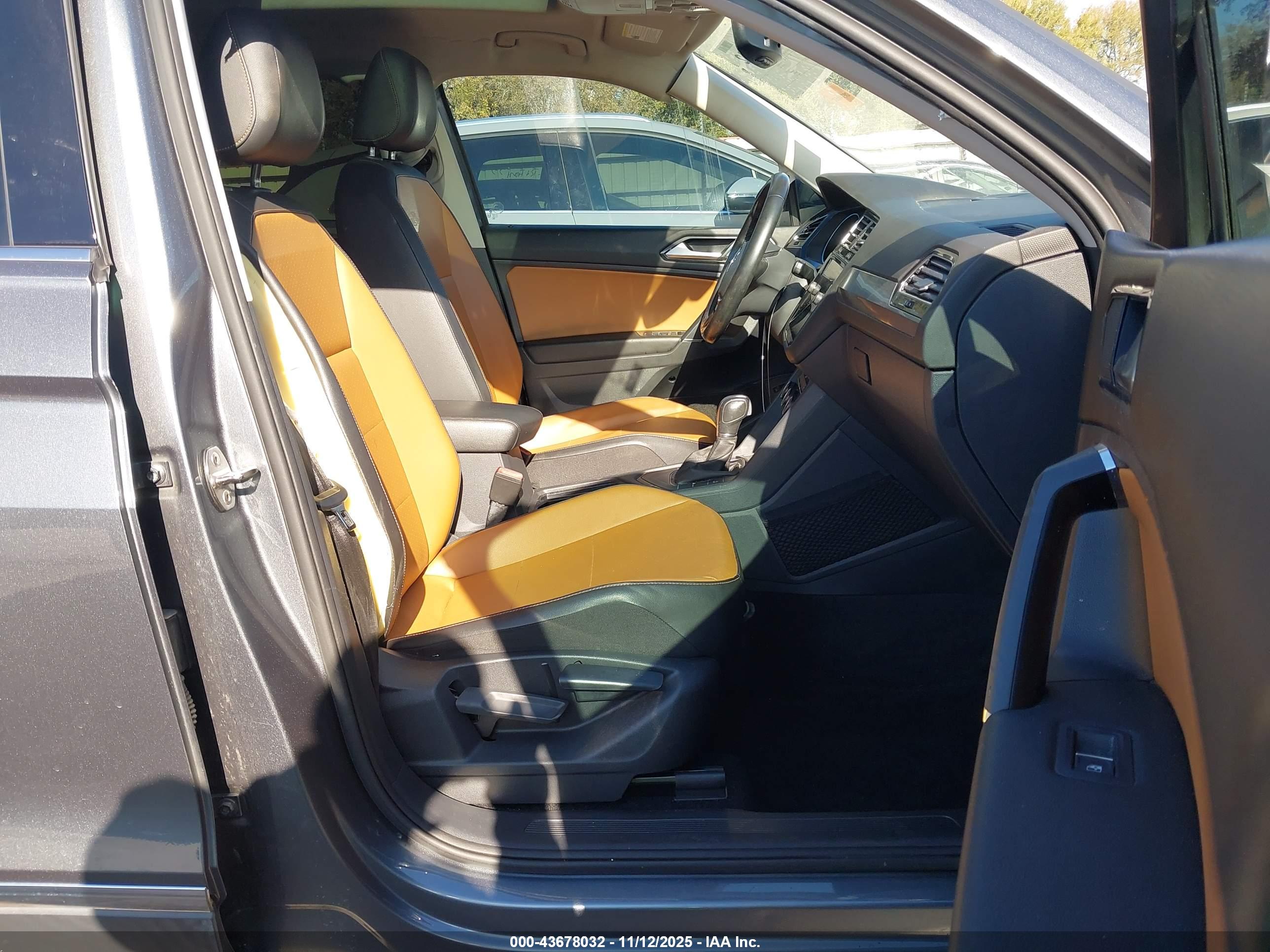 VOLKSWAGEN TIGUAN image 5