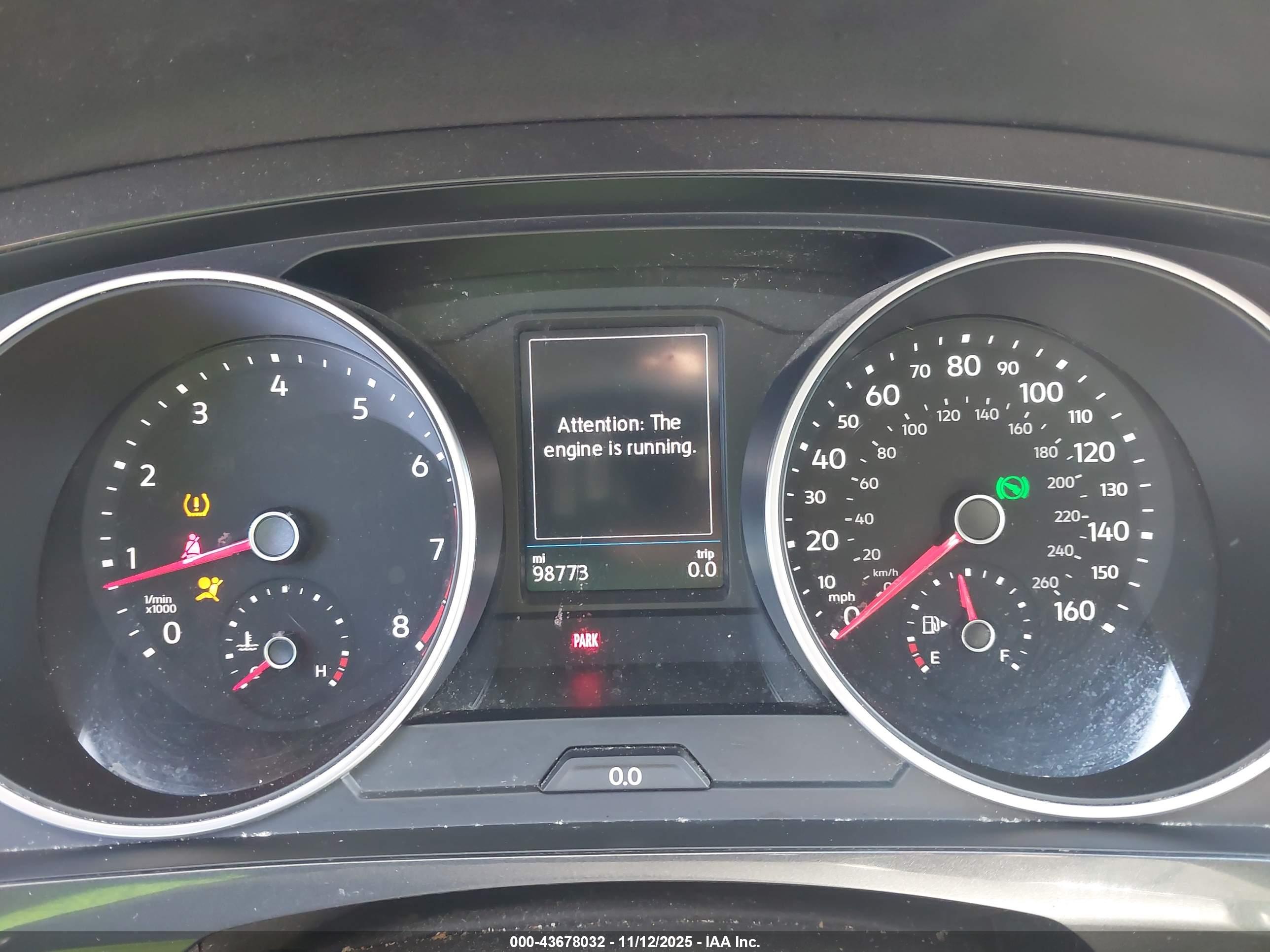 VOLKSWAGEN TIGUAN image 7