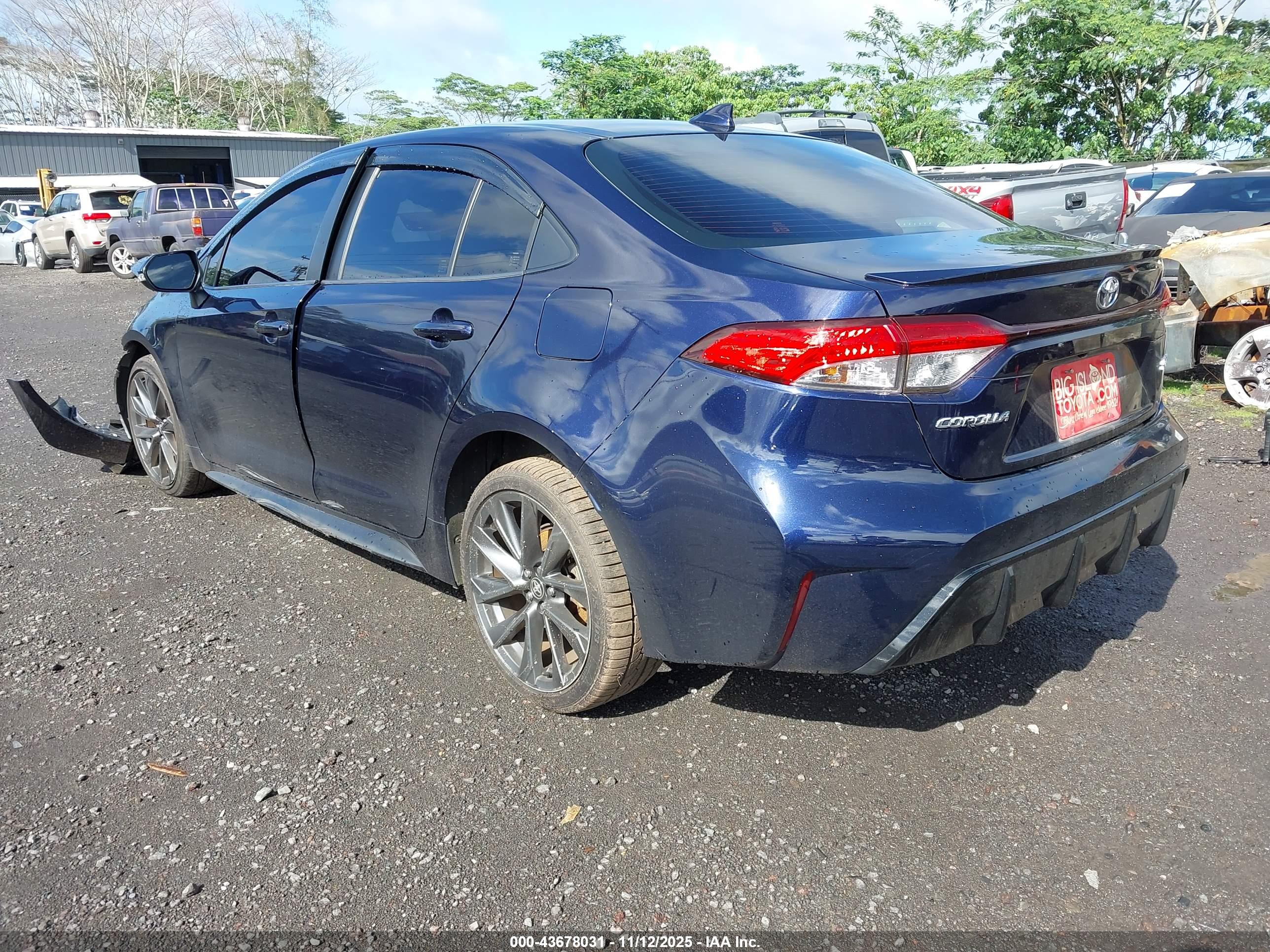 TOYOTA COROLLA image 3