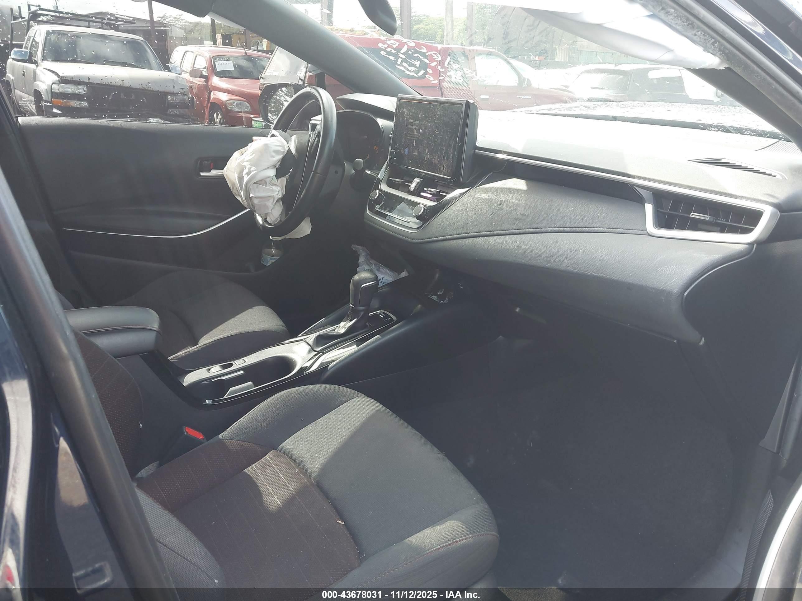 TOYOTA COROLLA image 5