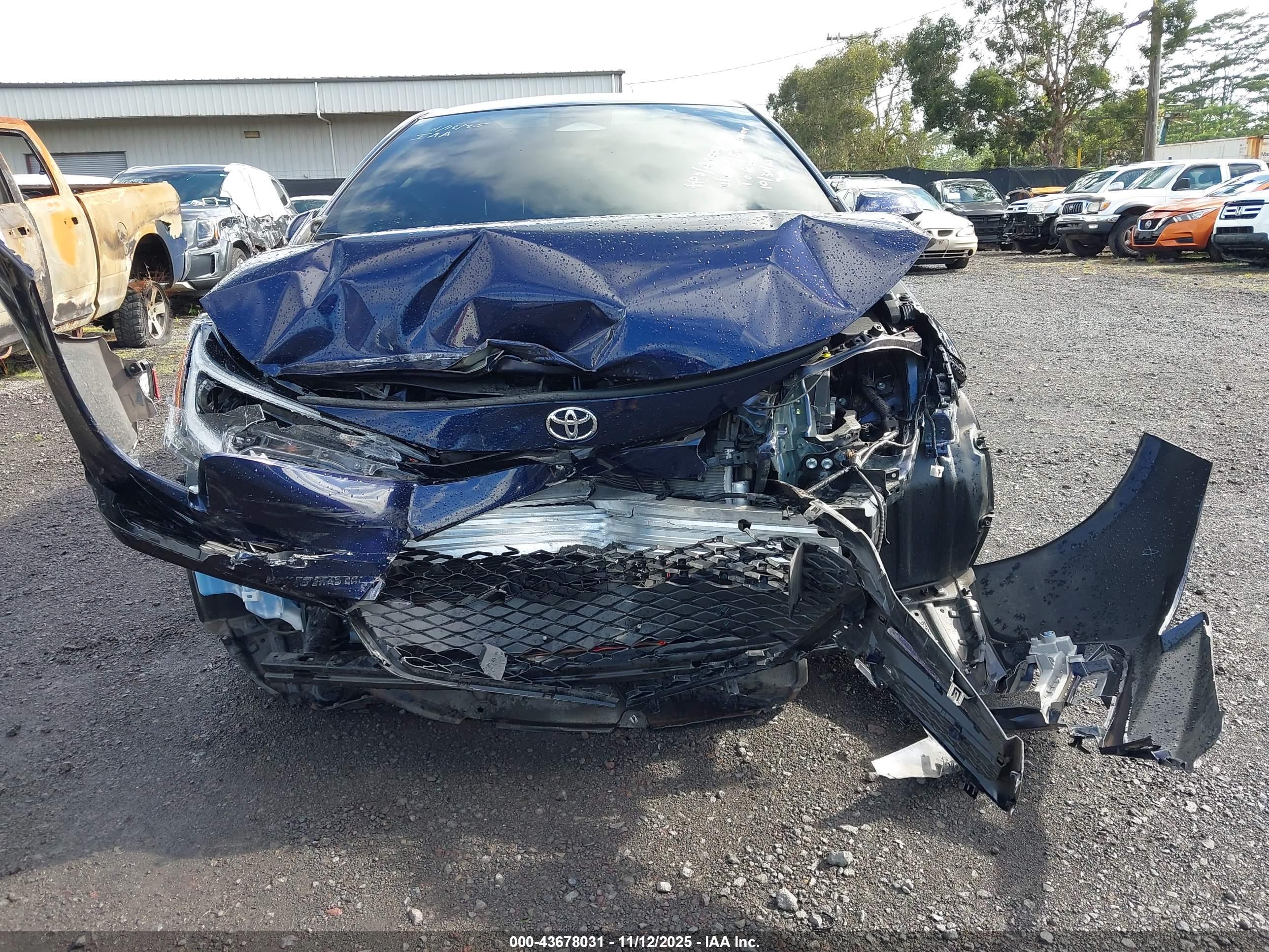 TOYOTA COROLLA image 6