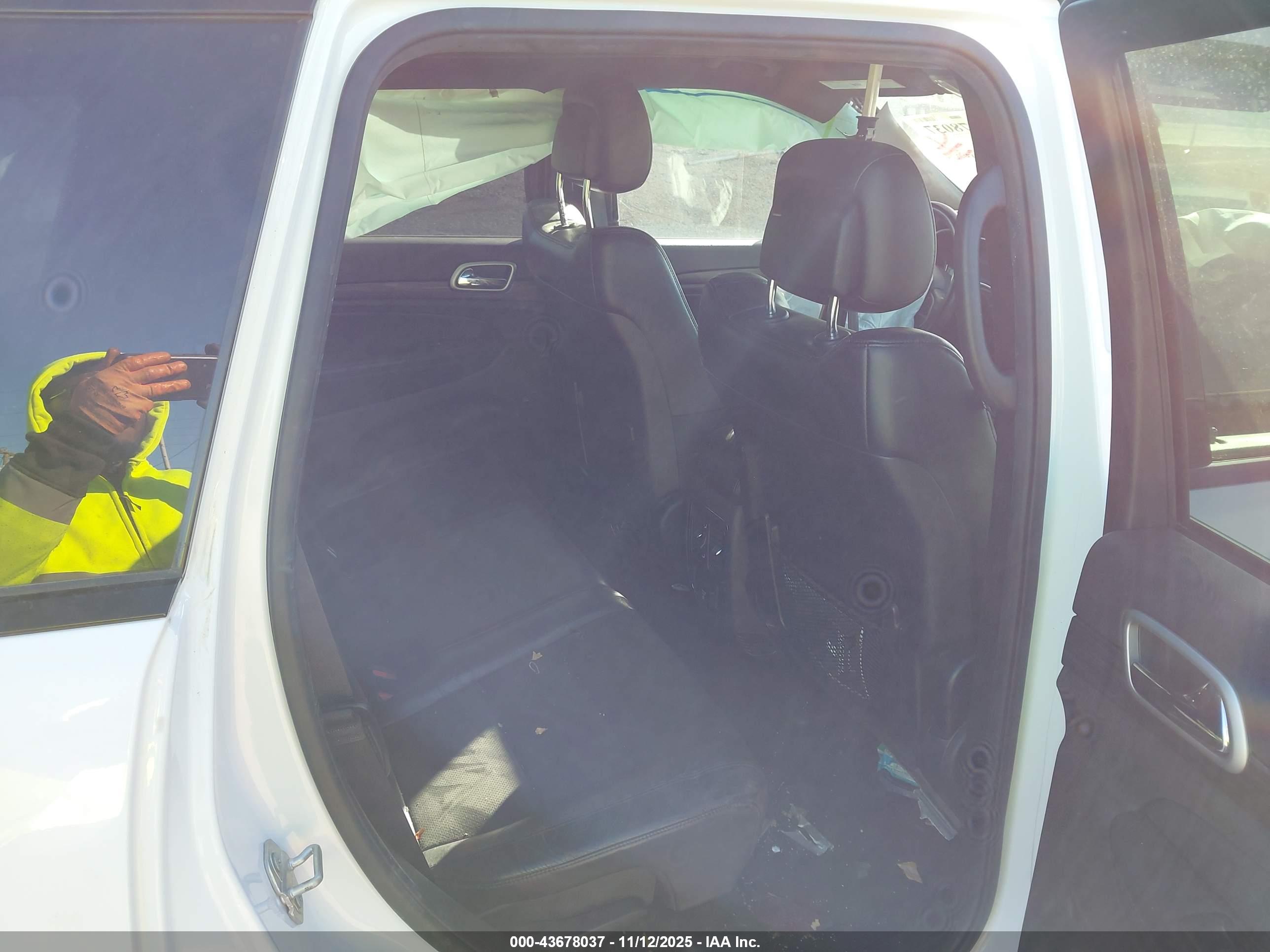 JEEP GRAND image 8