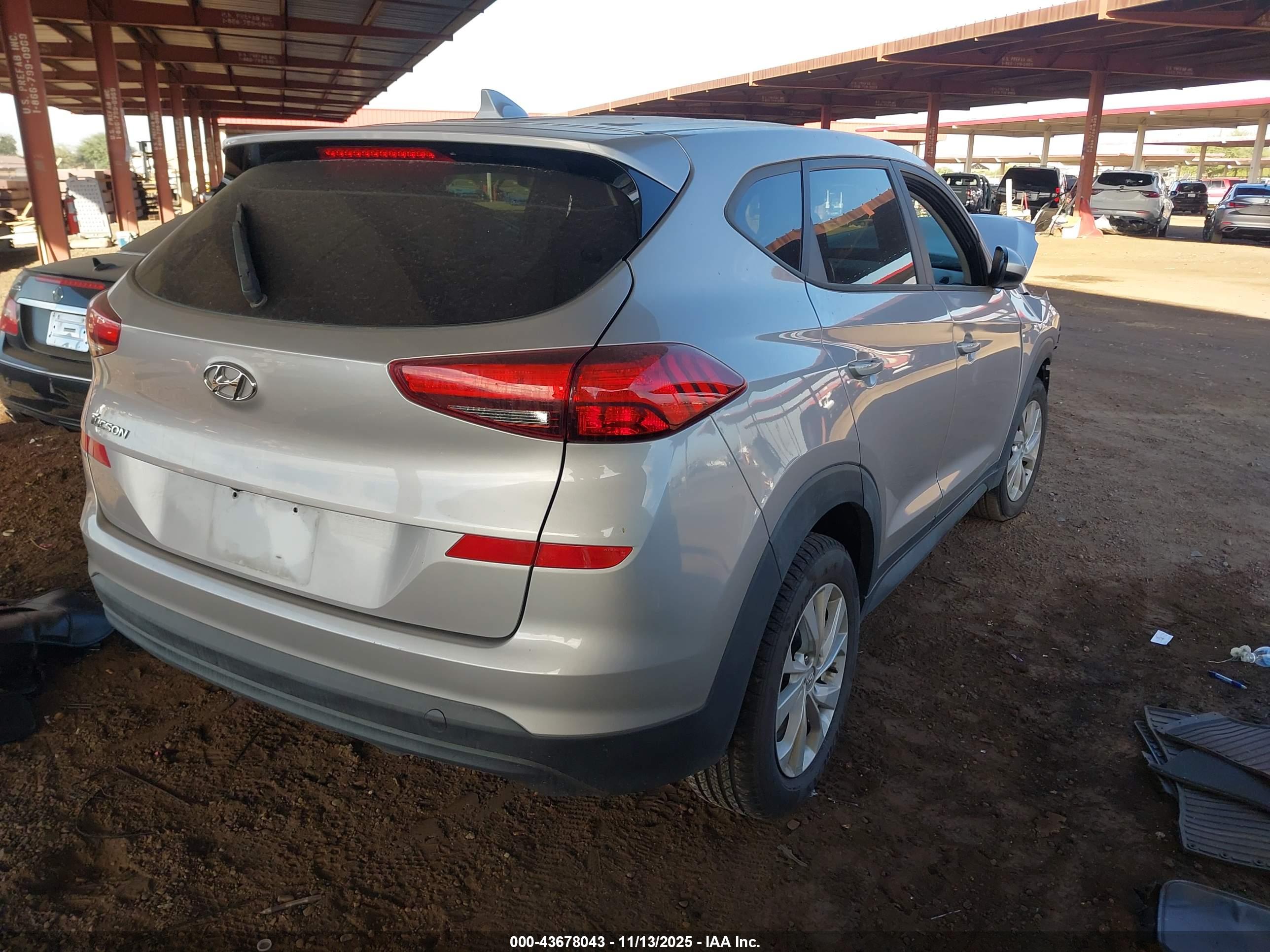 HYUNDAI TUCSON image 4