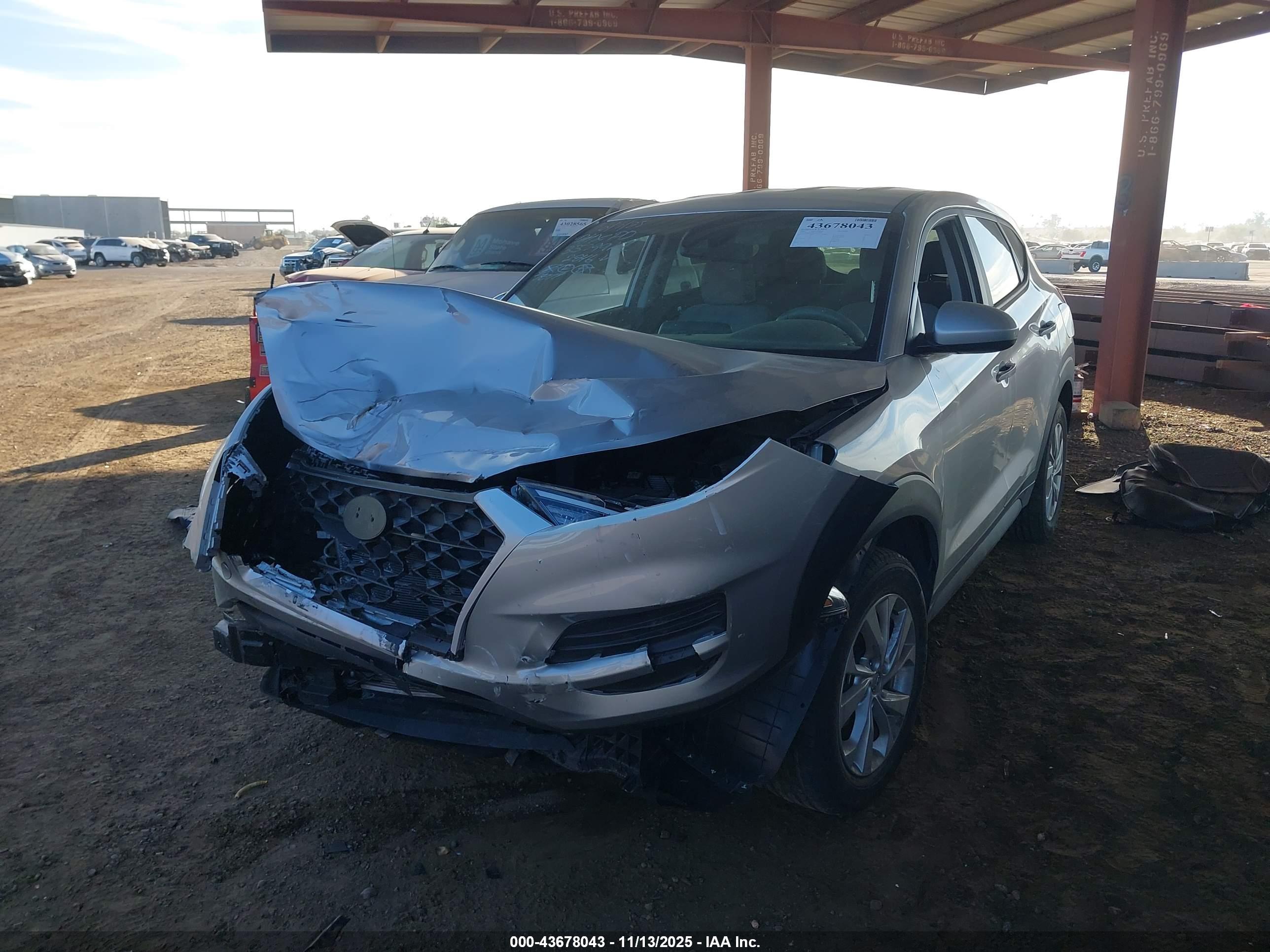 HYUNDAI TUCSON image 6