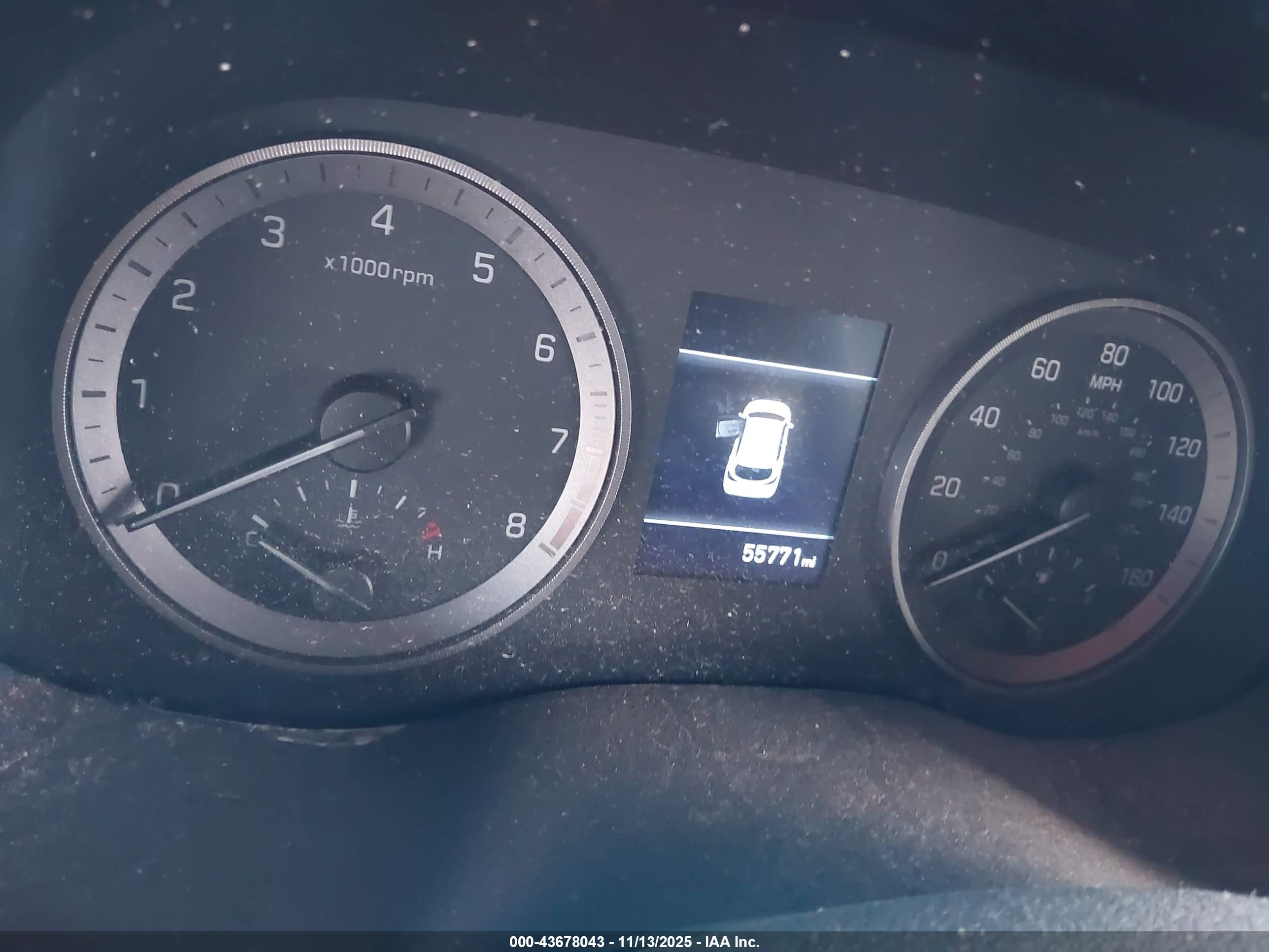 HYUNDAI TUCSON image 7