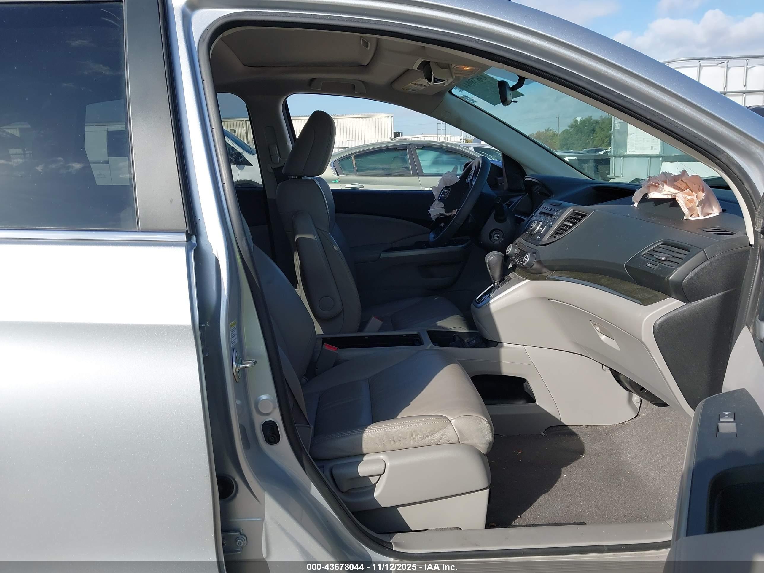 HONDA CR-V image 5