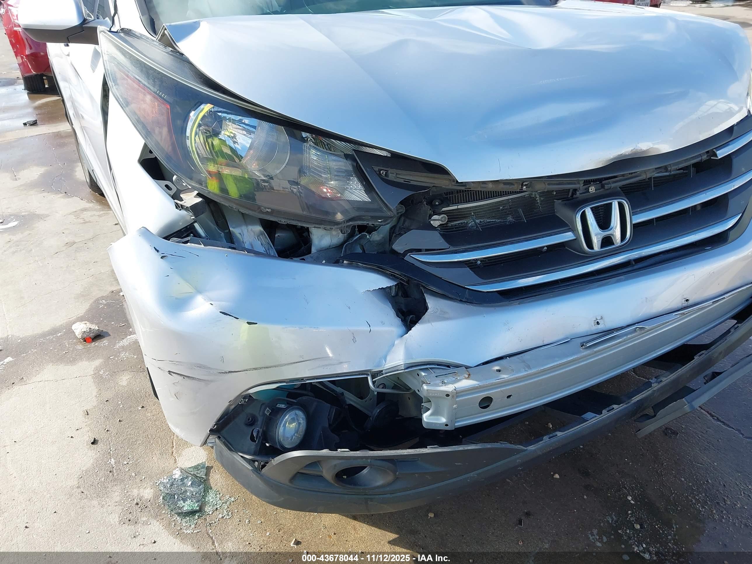 HONDA CR-V image 6