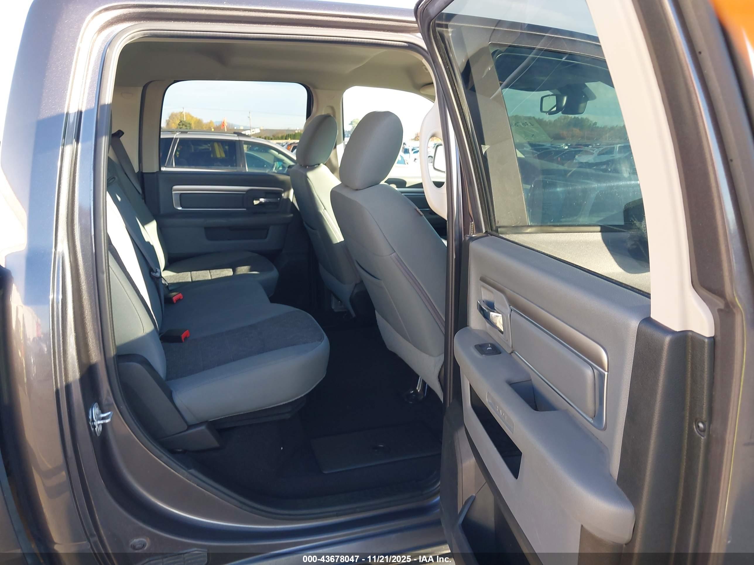 RAM 1500 image 8