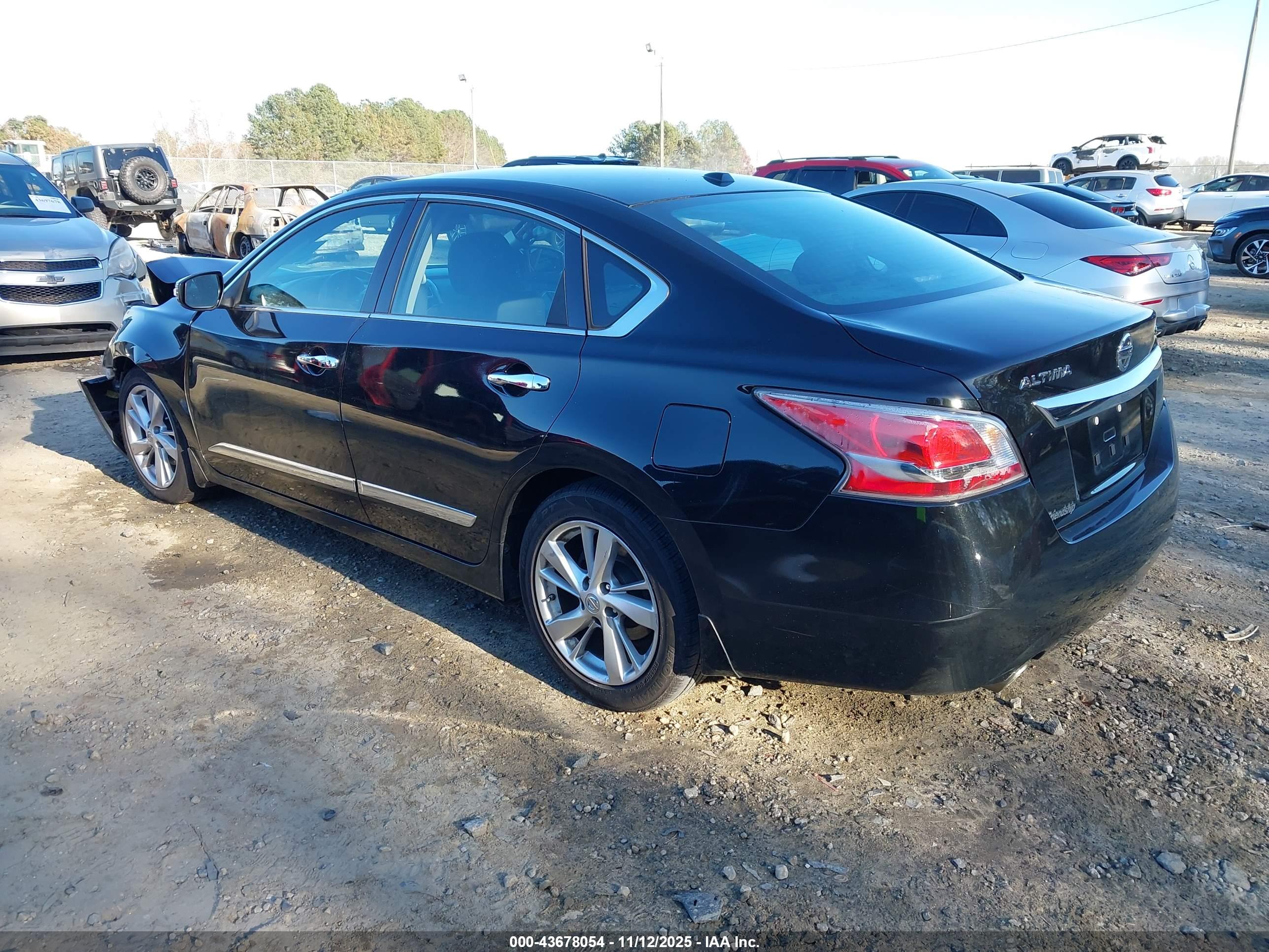 NISSAN ALTIMA image 3