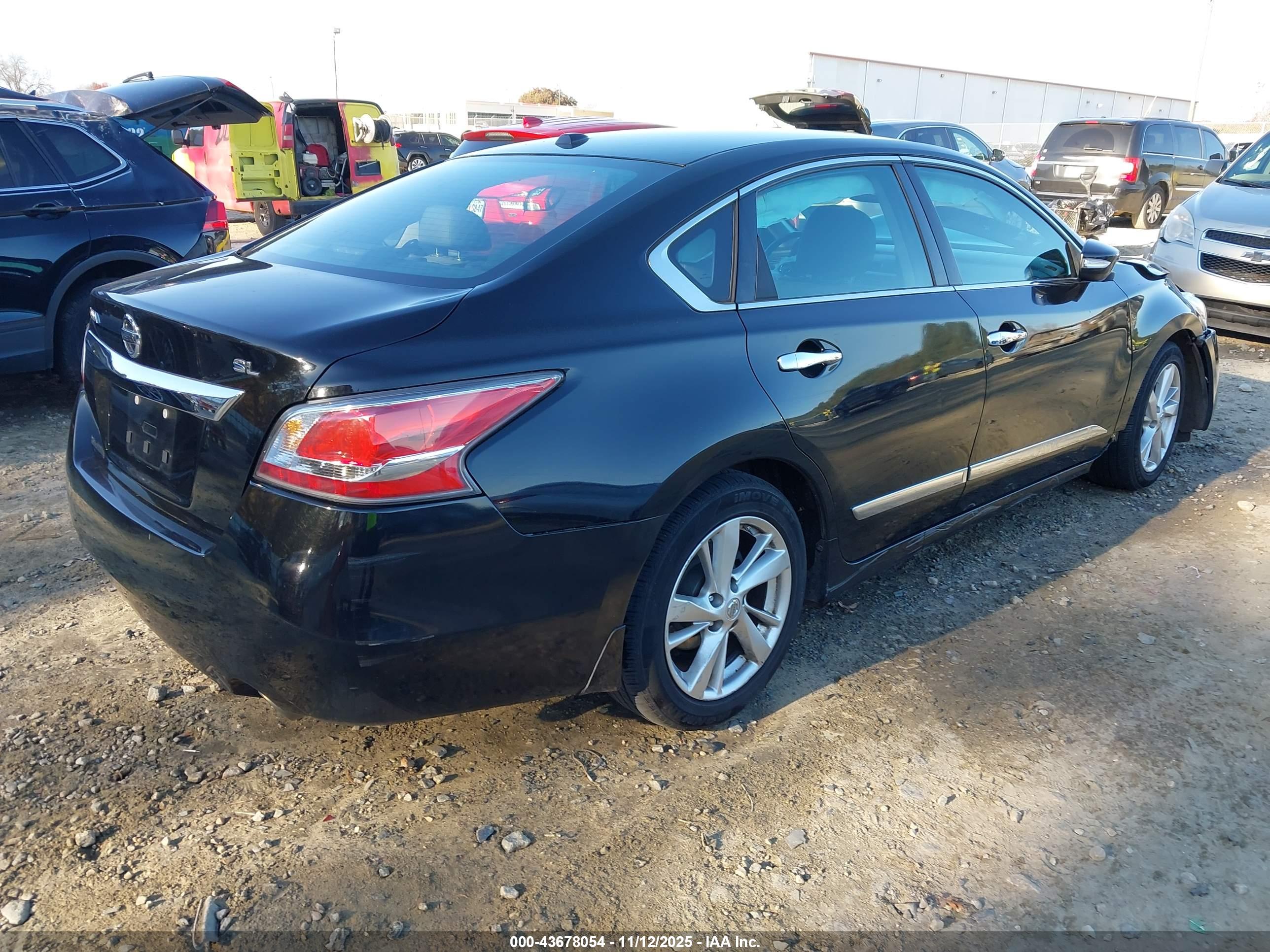 NISSAN ALTIMA image 4
