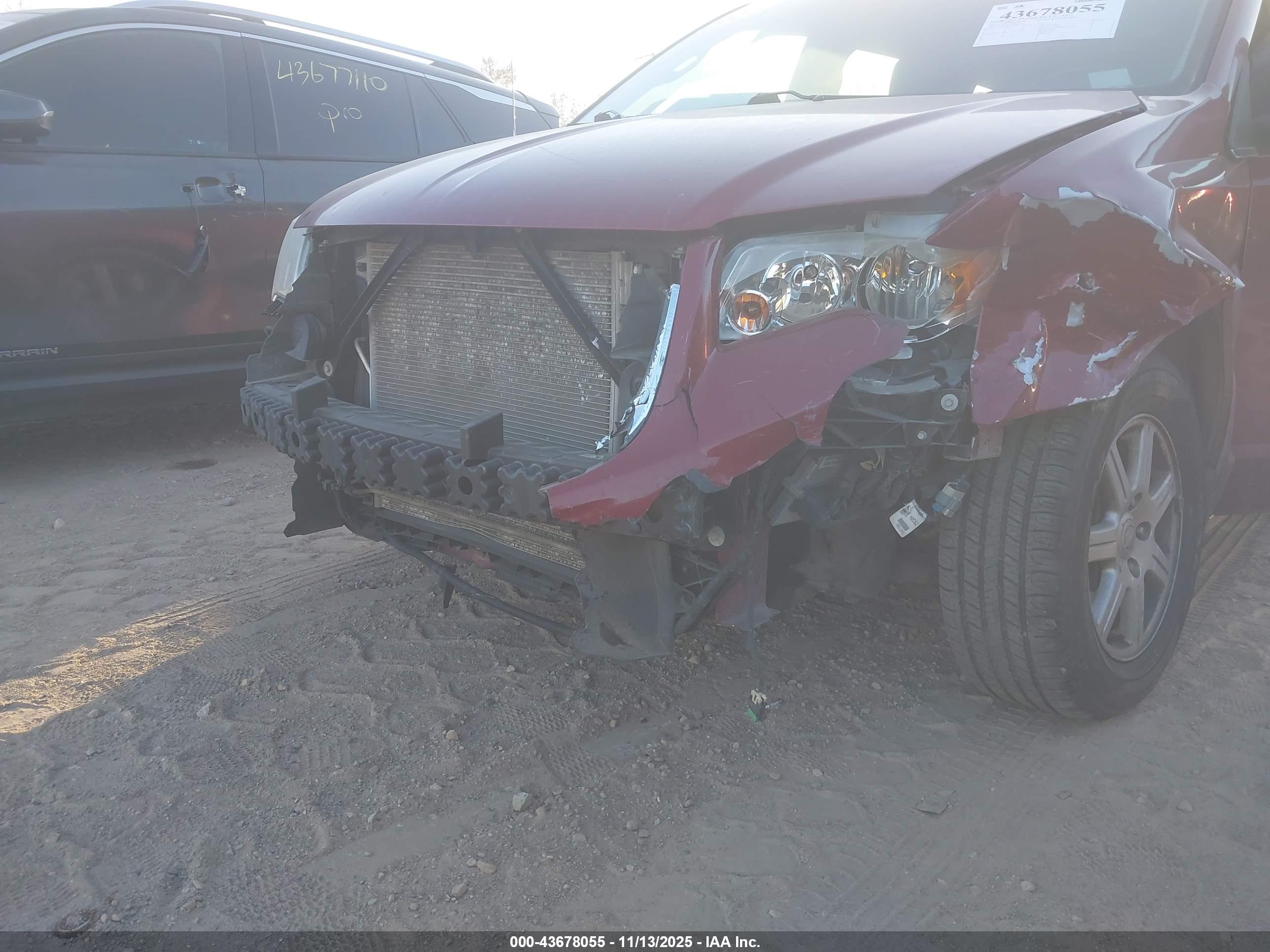 CHRYSLER TOWN image 6
