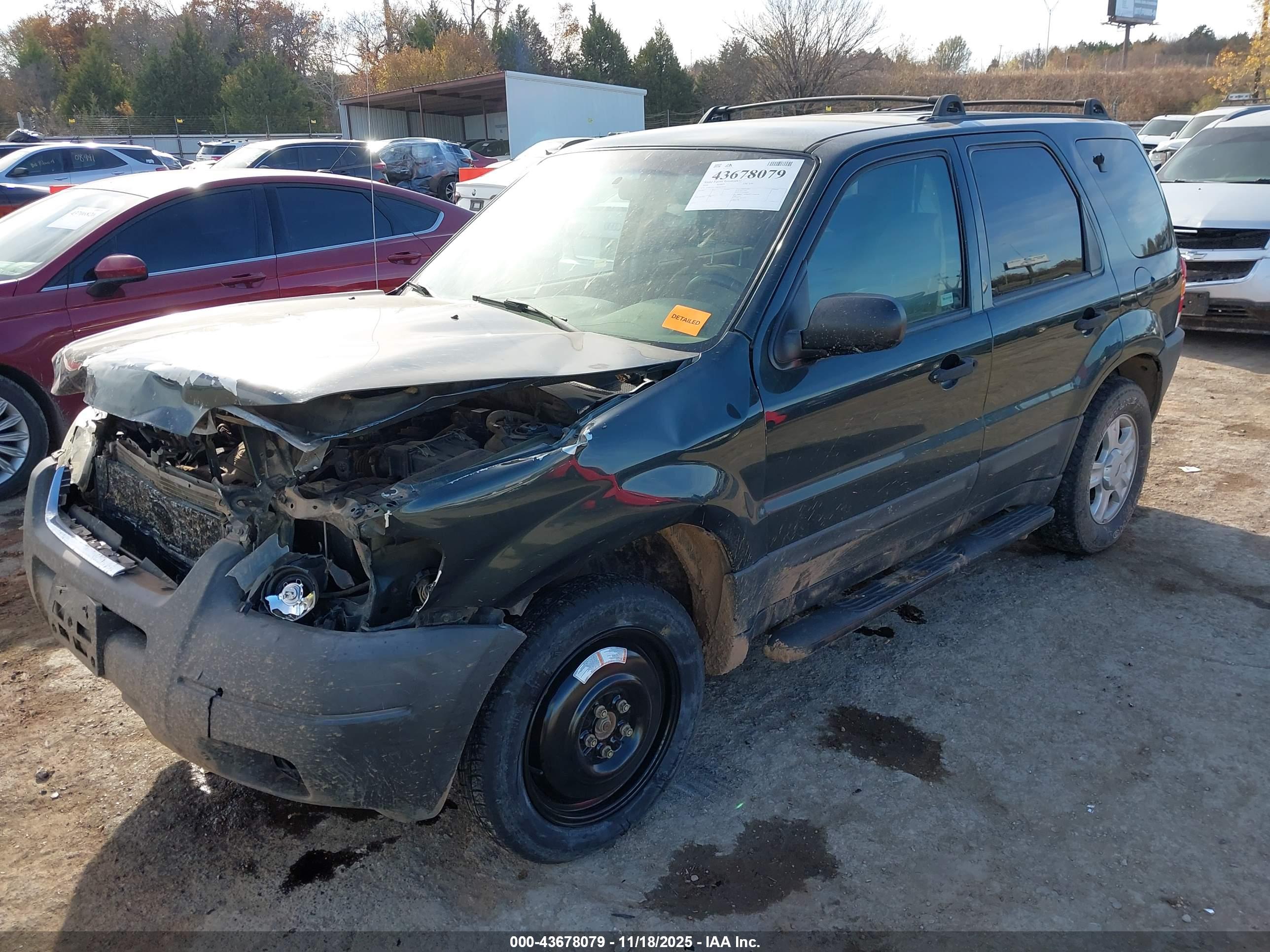 FORD ESCAPE image 2