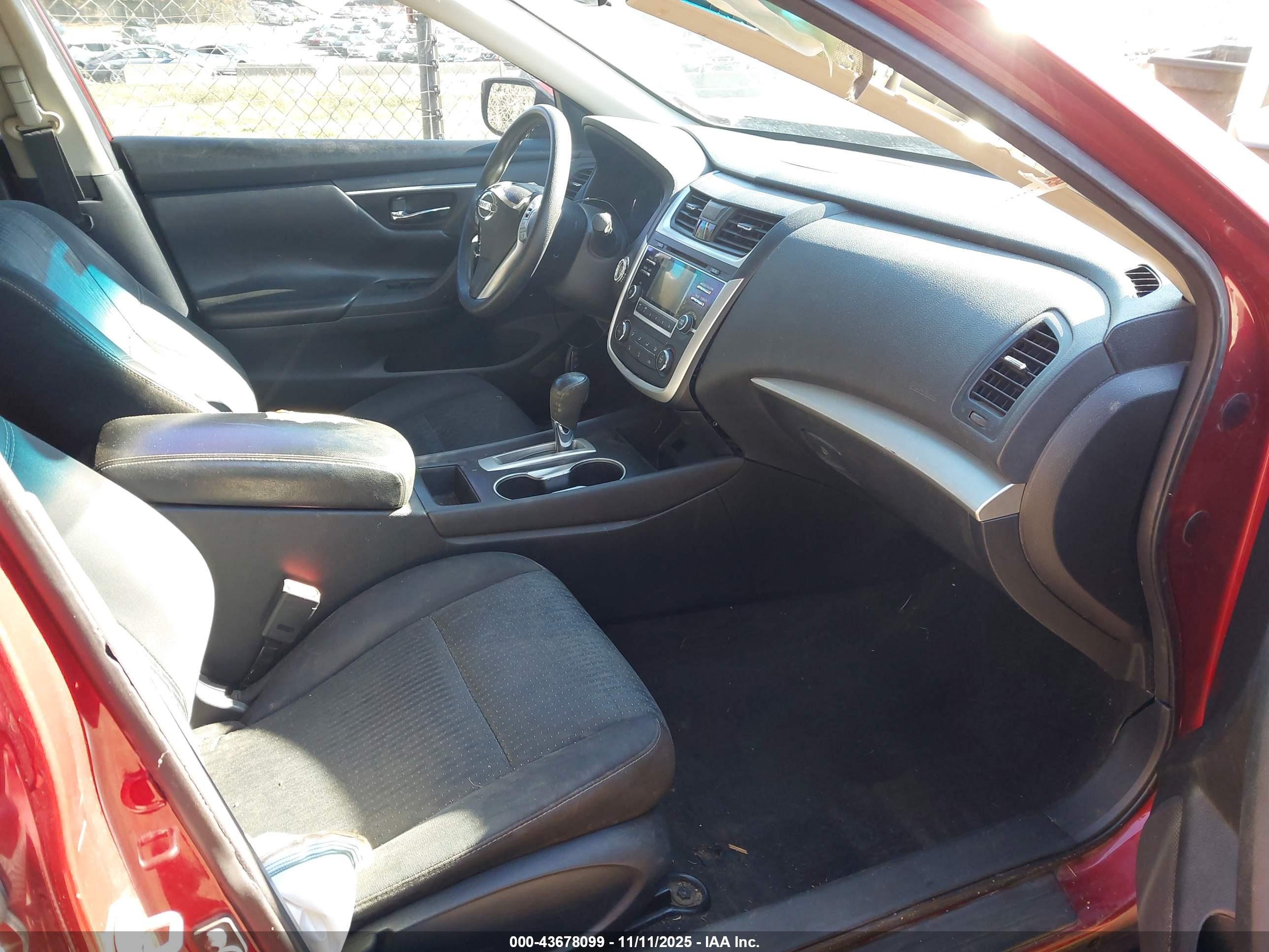 NISSAN ALTIMA image 5