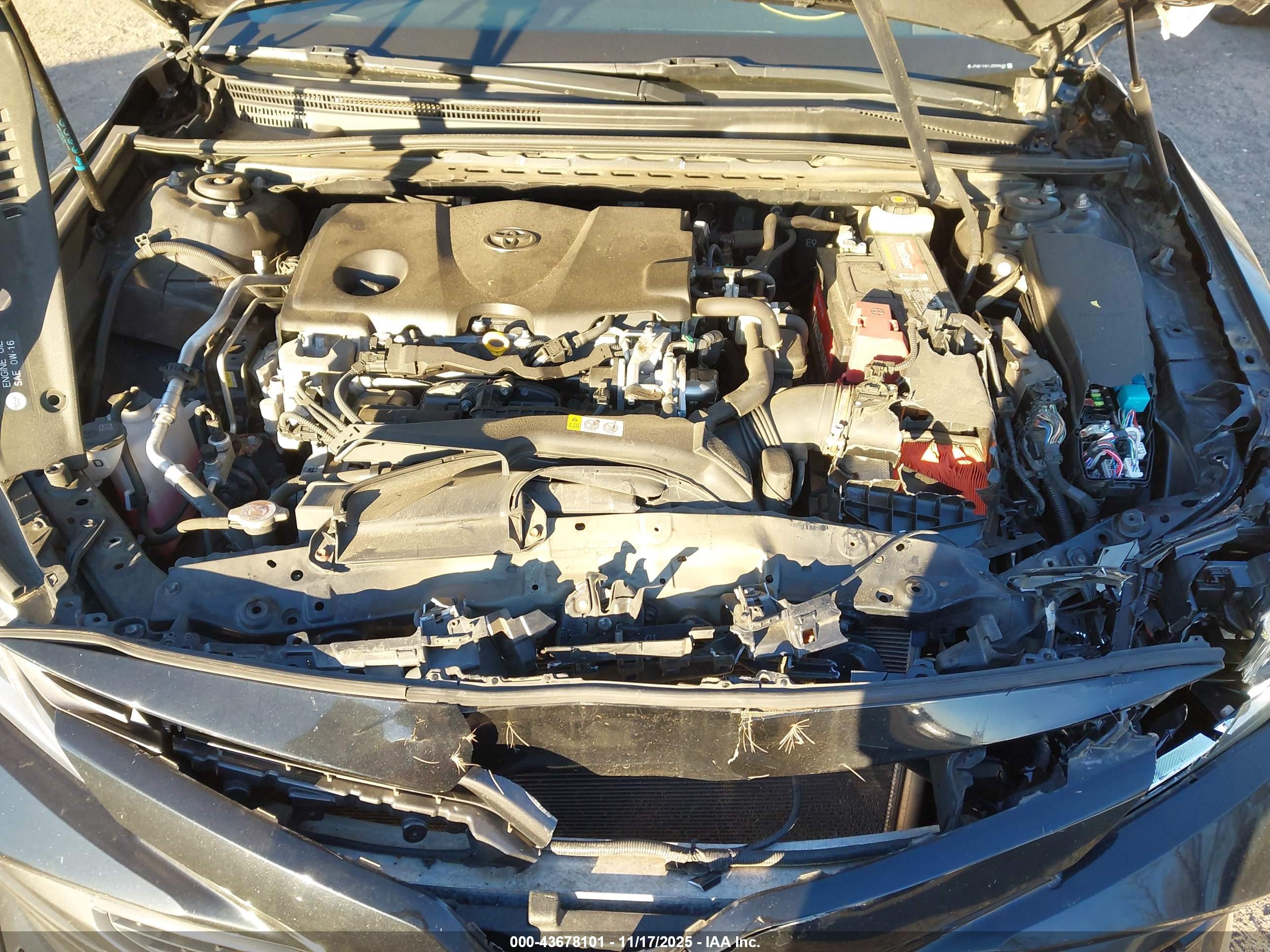 TOYOTA CAMRY image 10