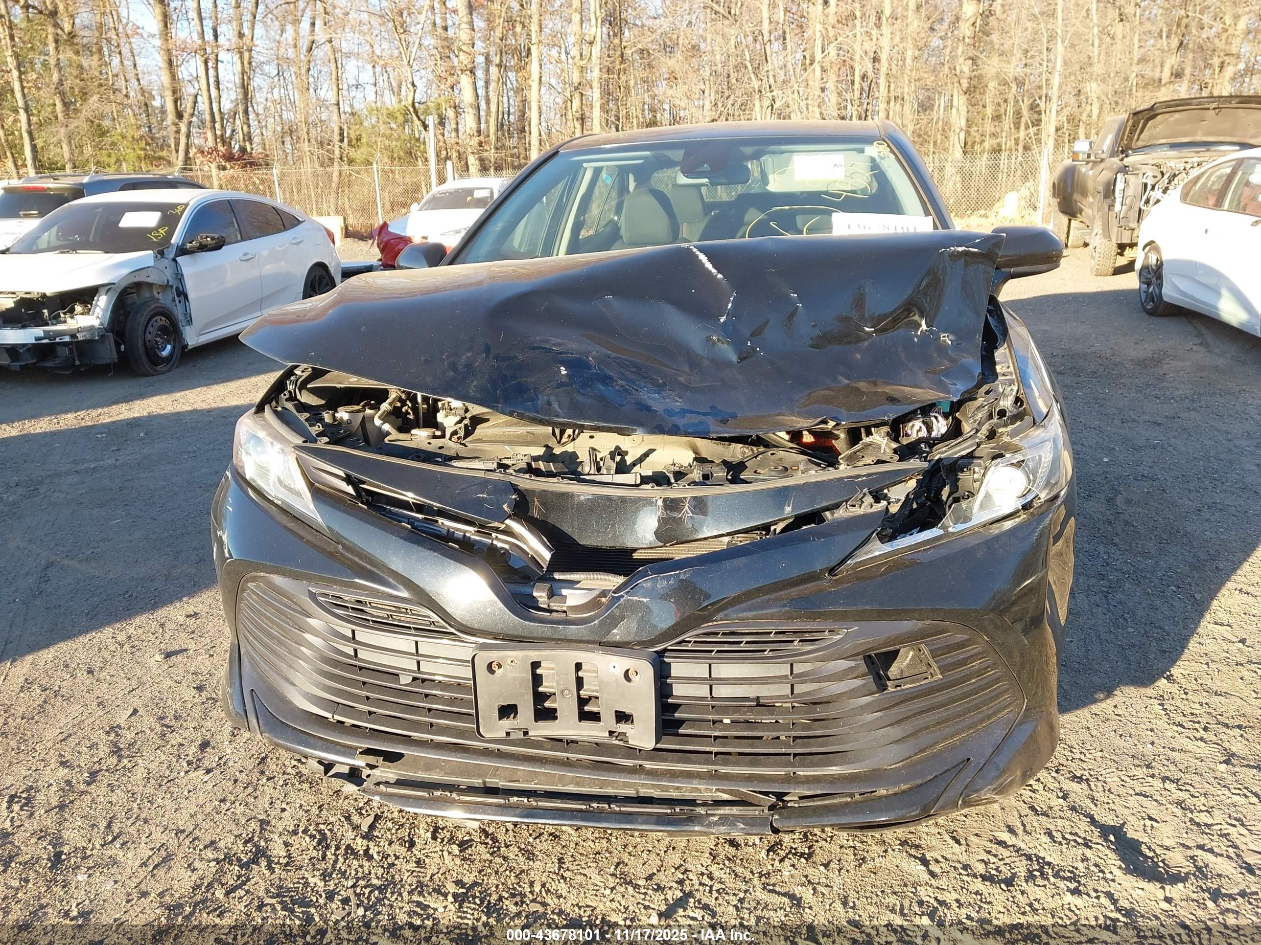 TOYOTA CAMRY image 6