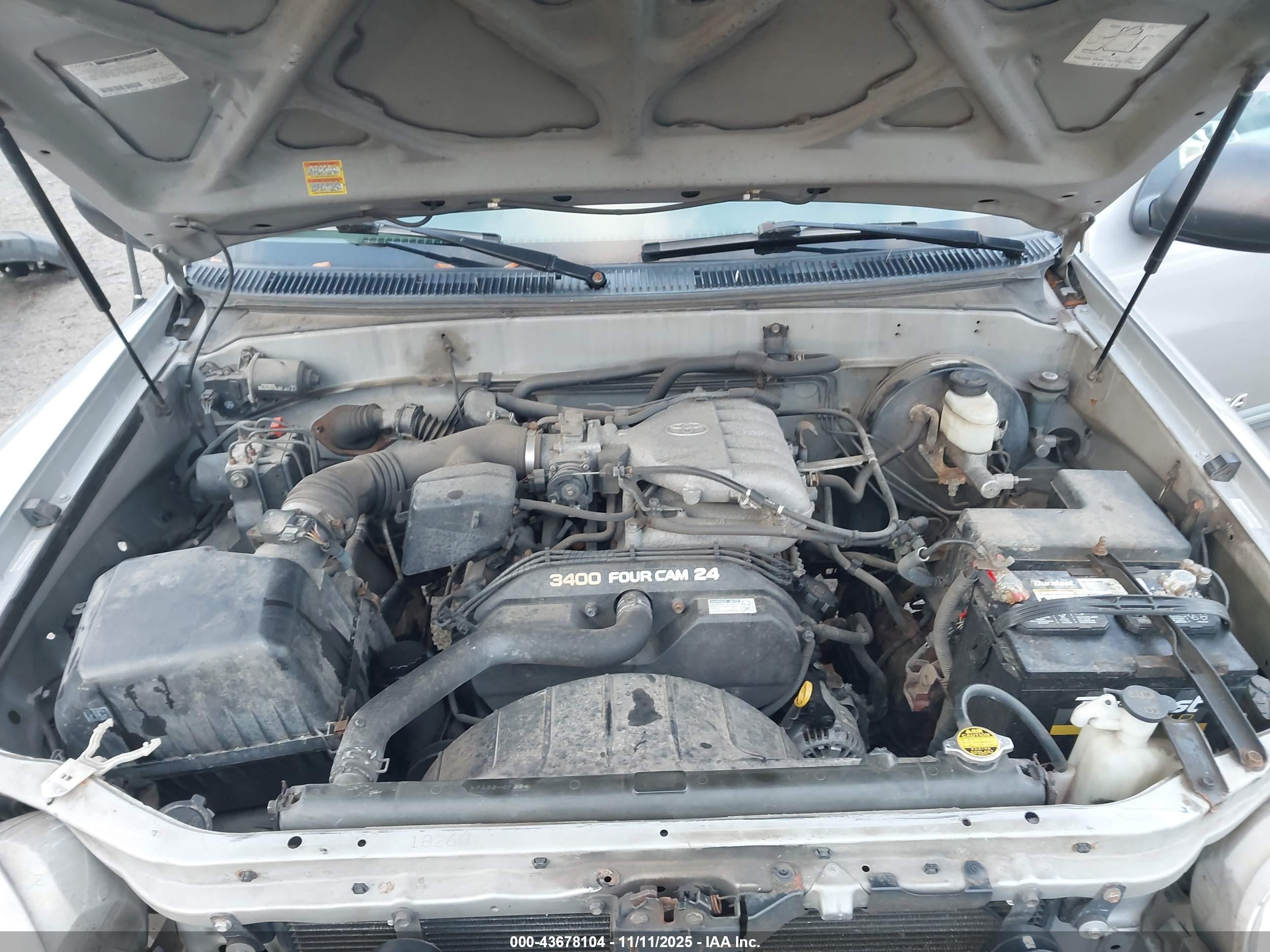 TOYOTA TUNDRA image 10