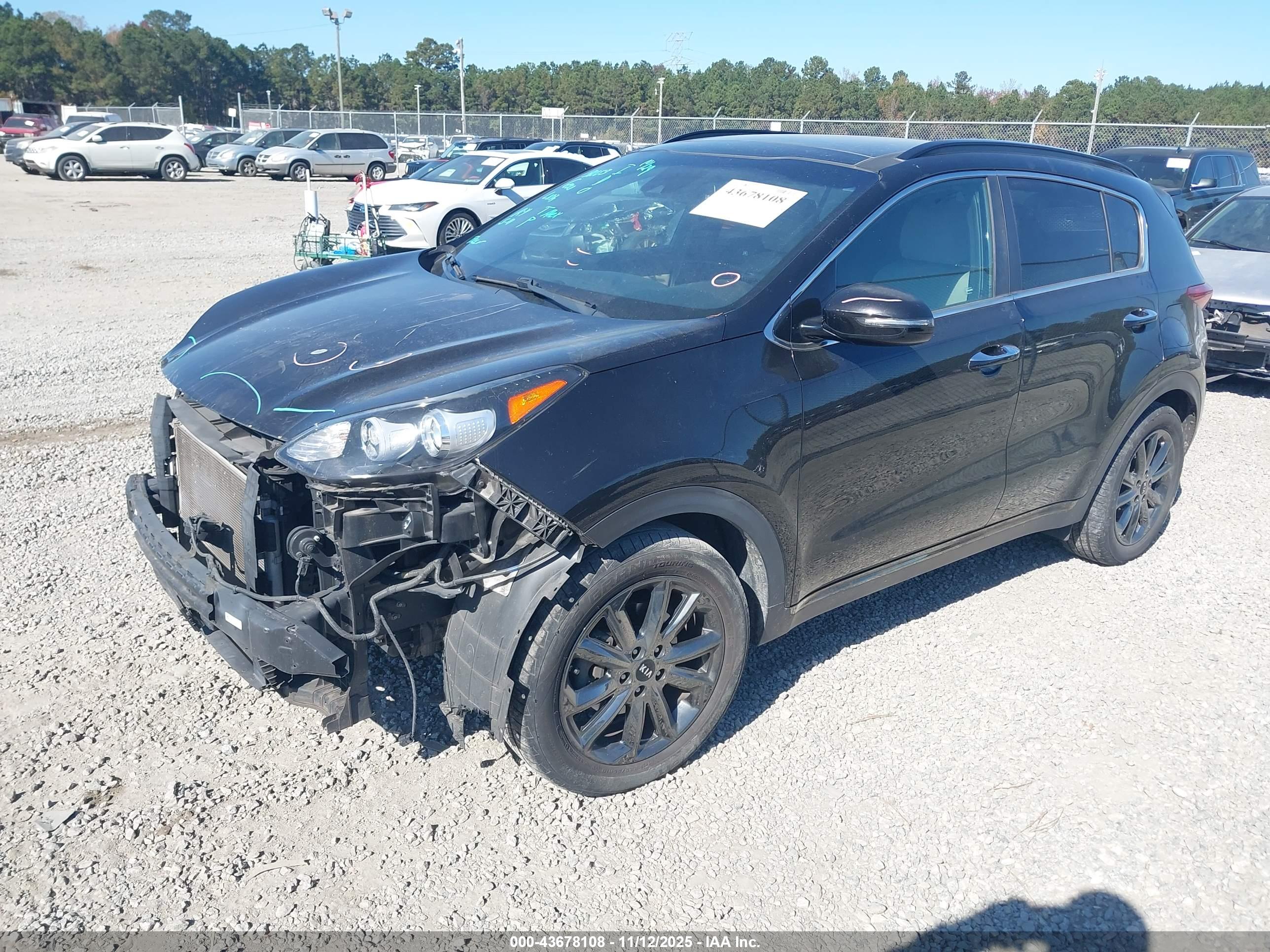 KIA SPORTAGE image 2