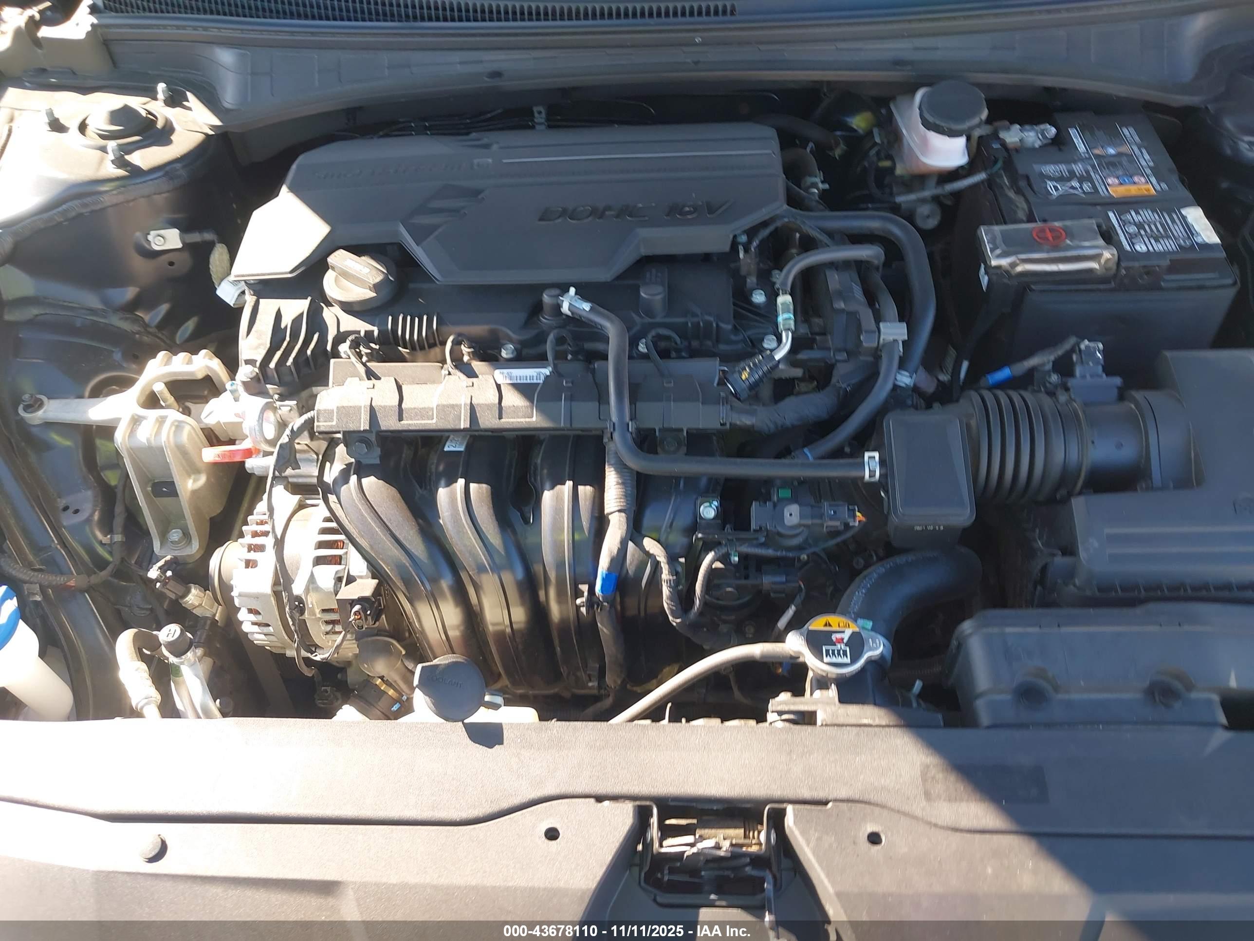 HYUNDAI ELANTRA image 10