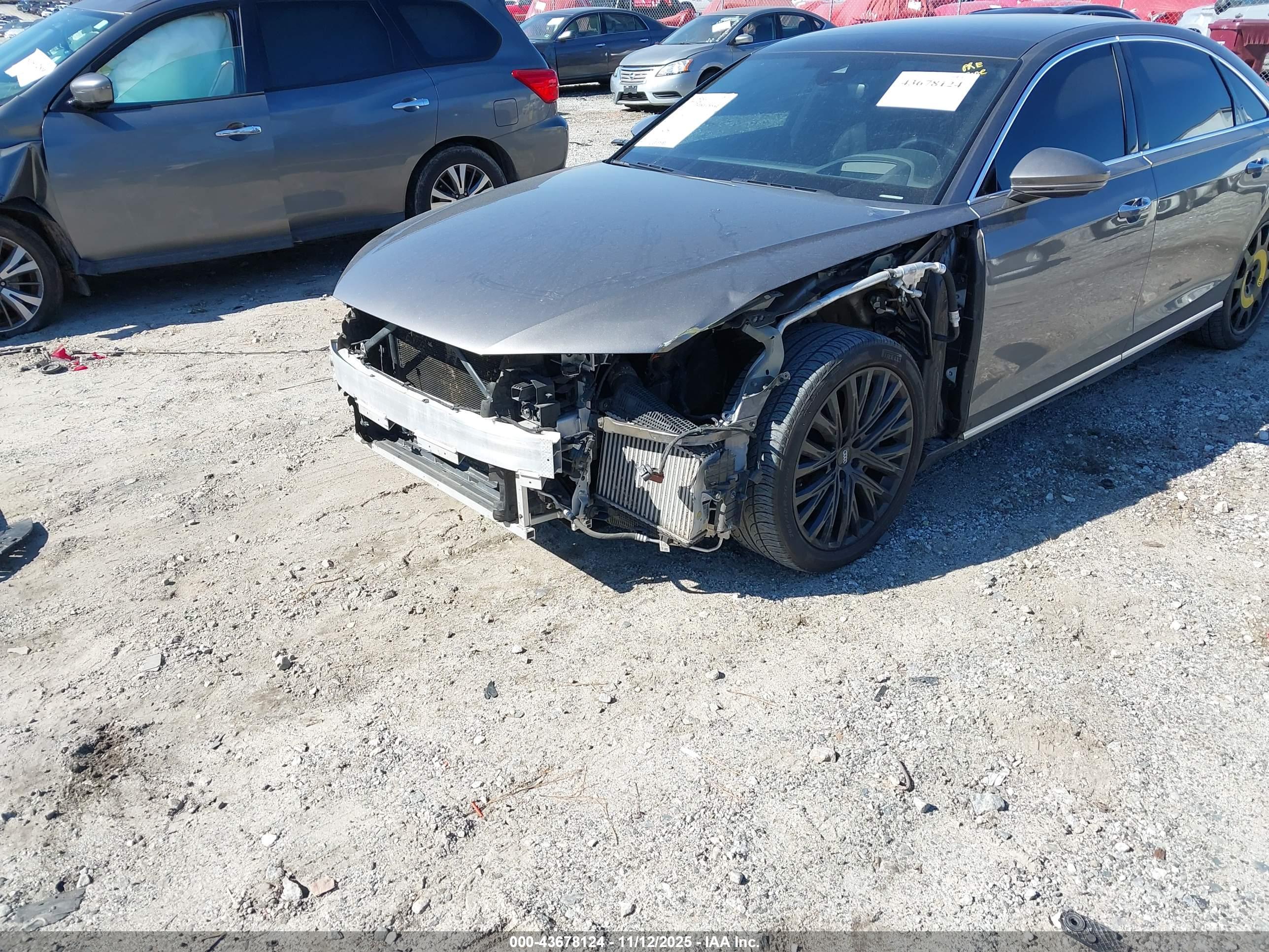 AUDI A8 image 6