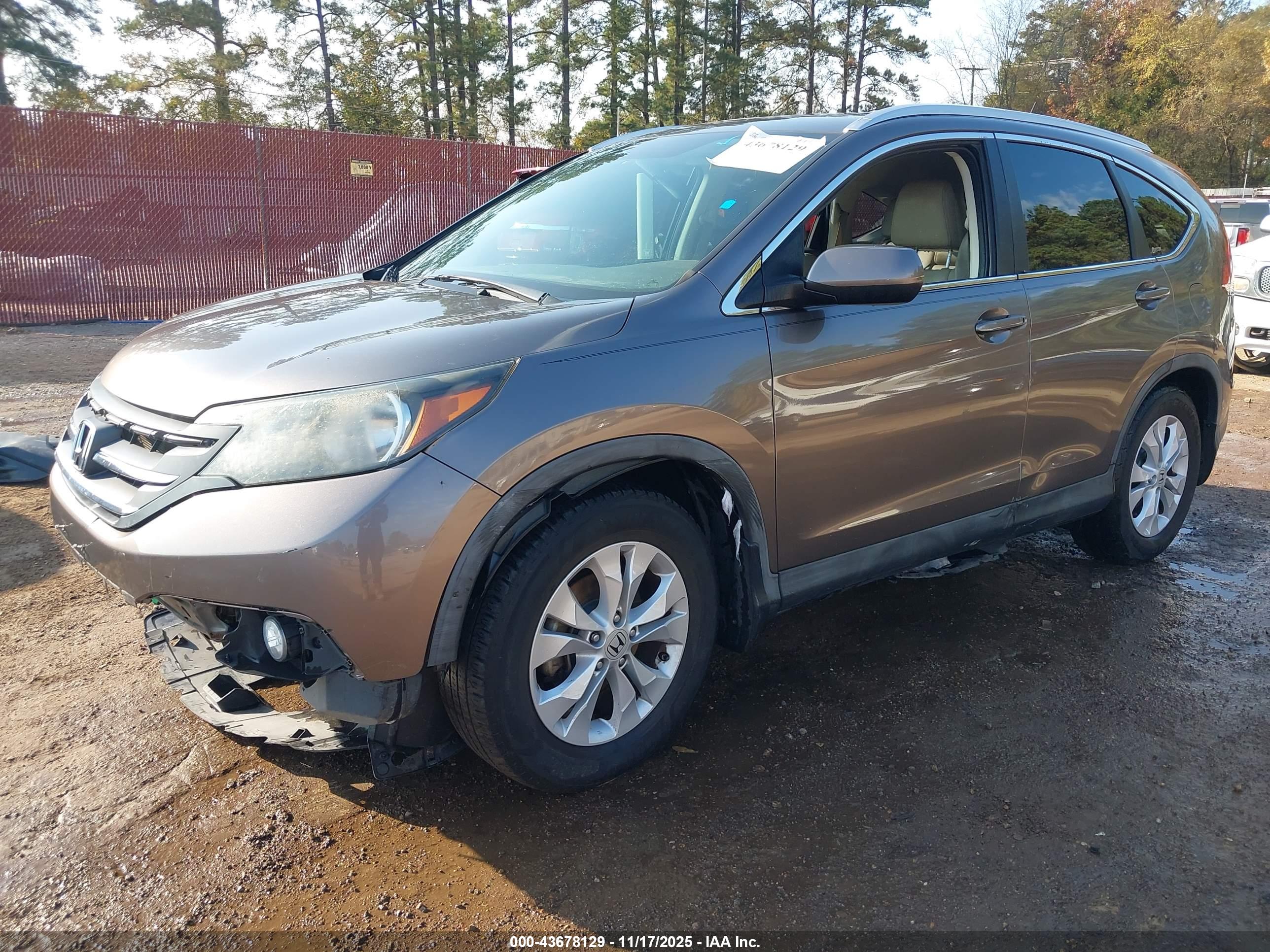 HONDA CR-V image 2