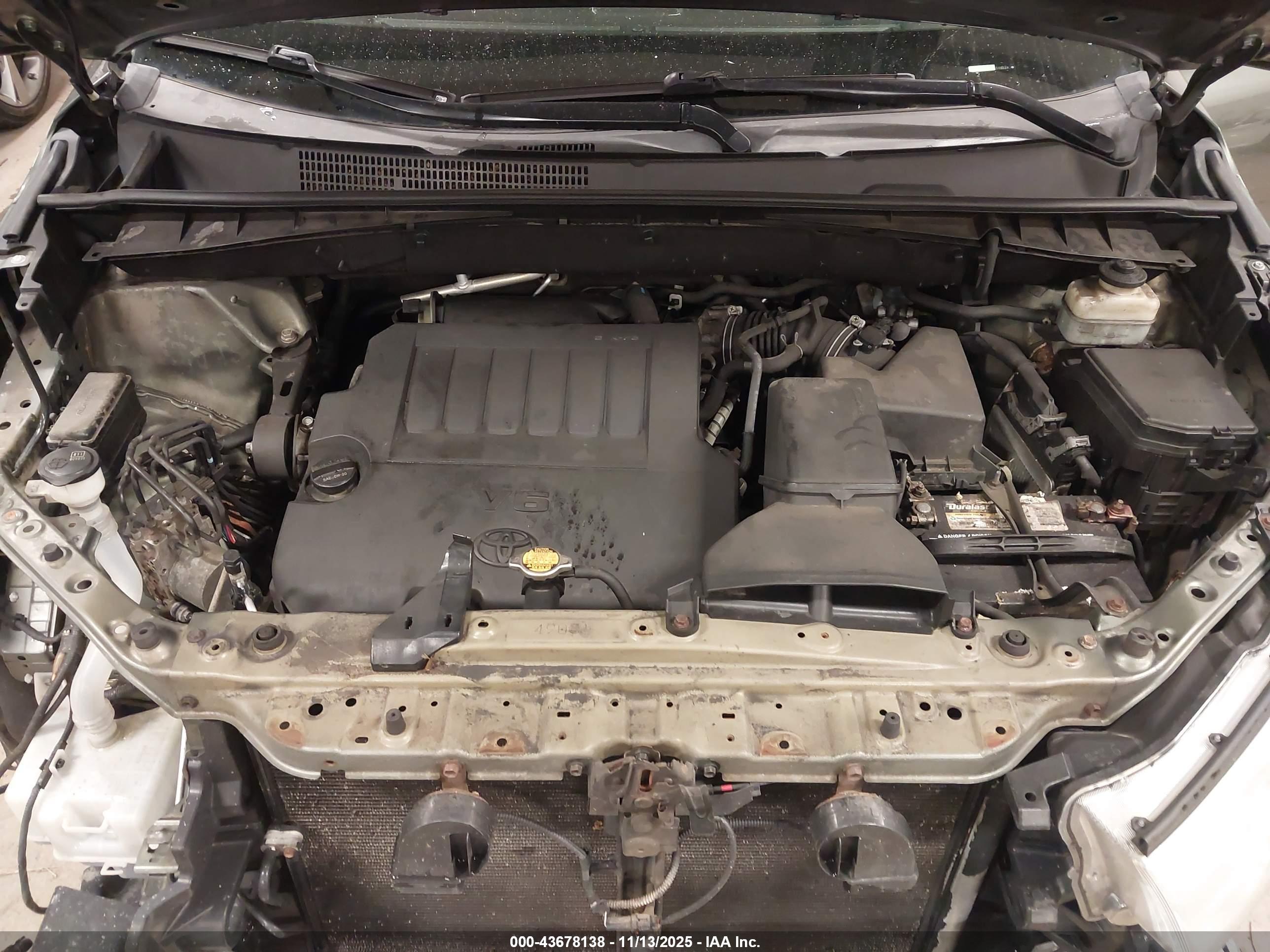 TOYOTA HIGHLANDER image 10