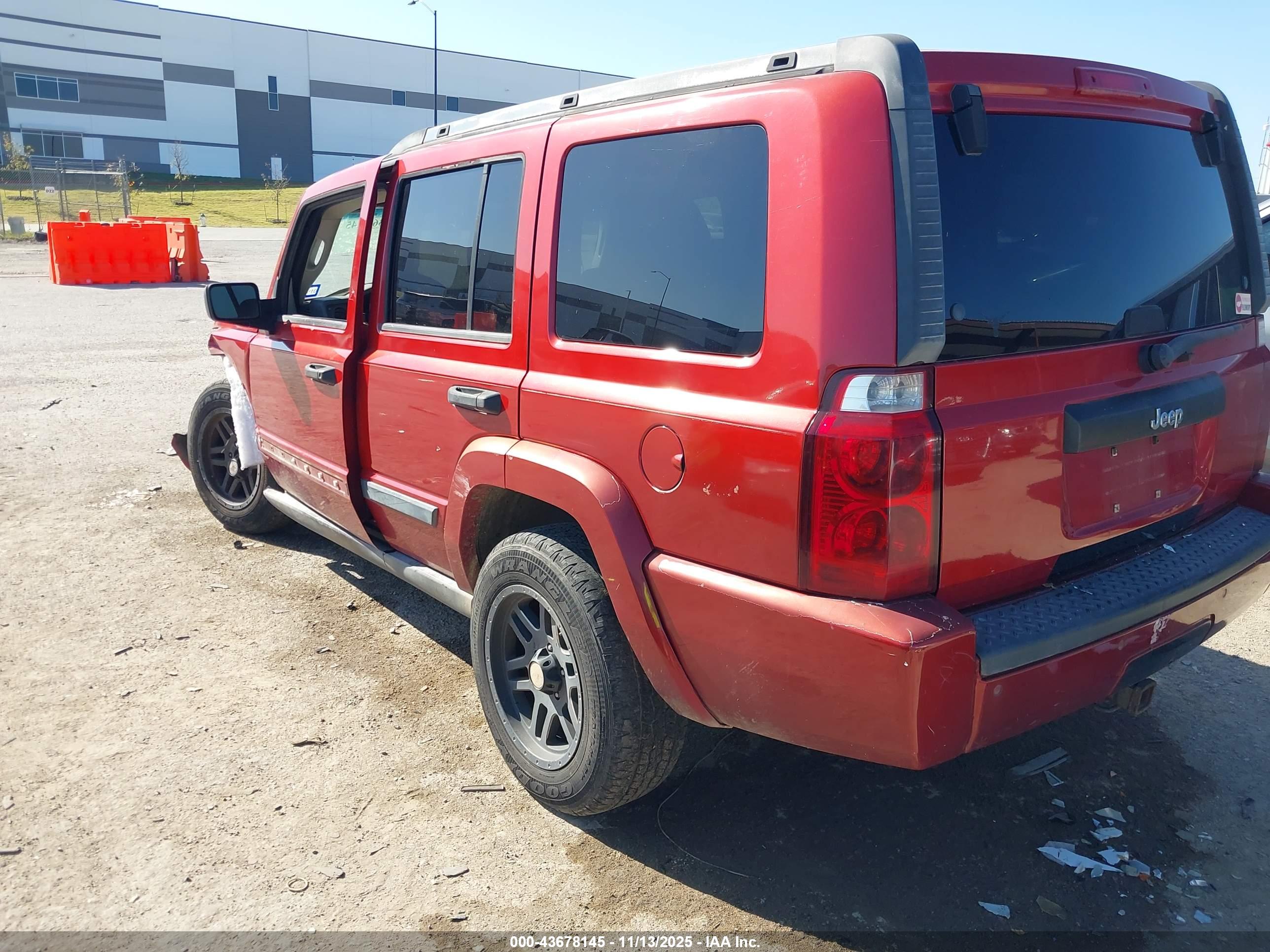 JEEP COMMANDER image 3