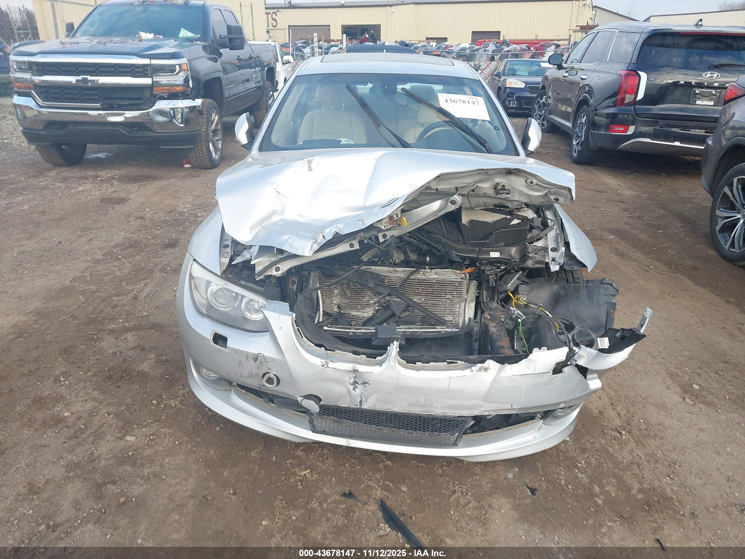 BMW 328I image 6