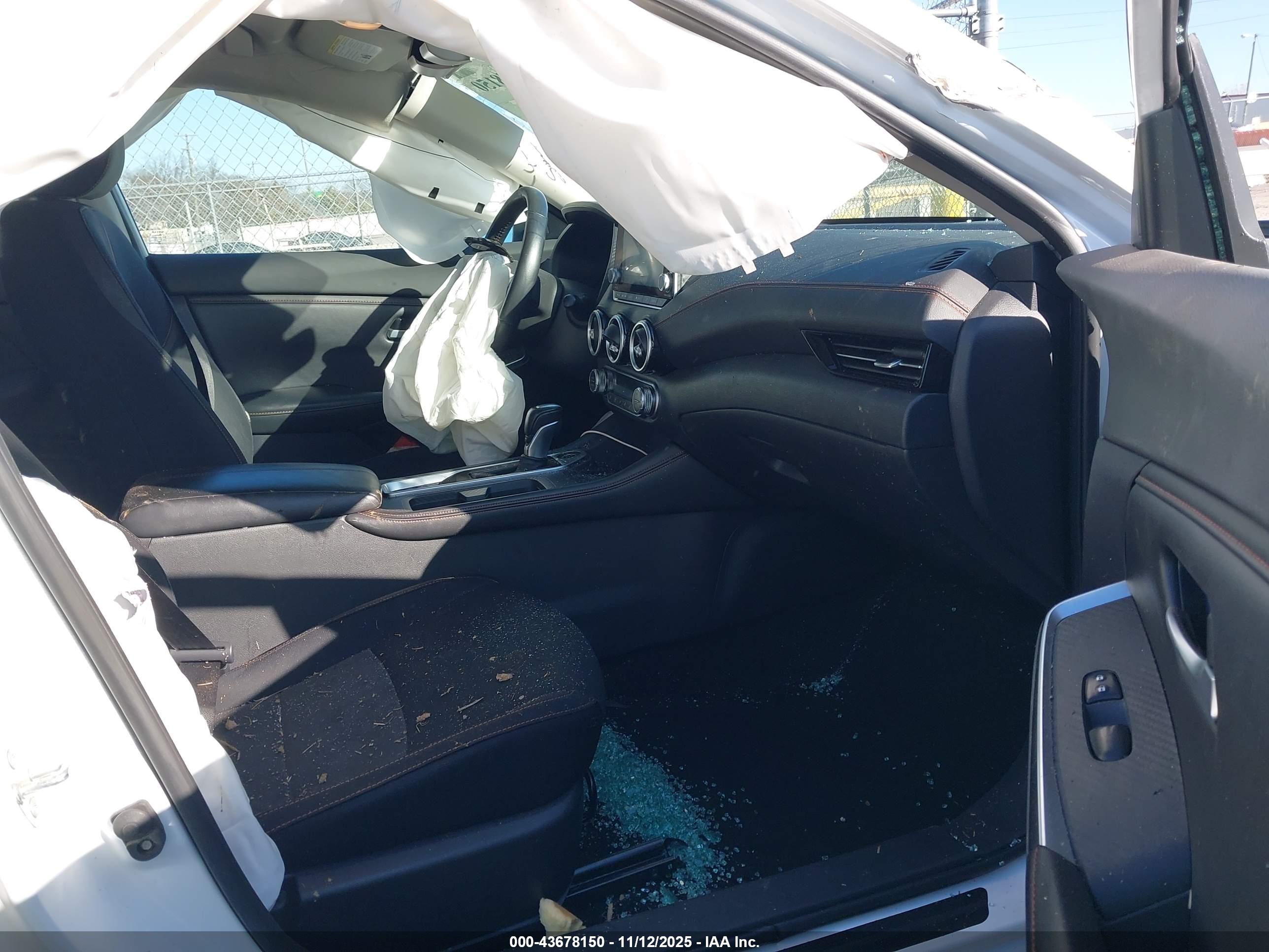 NISSAN SENTRA image 5