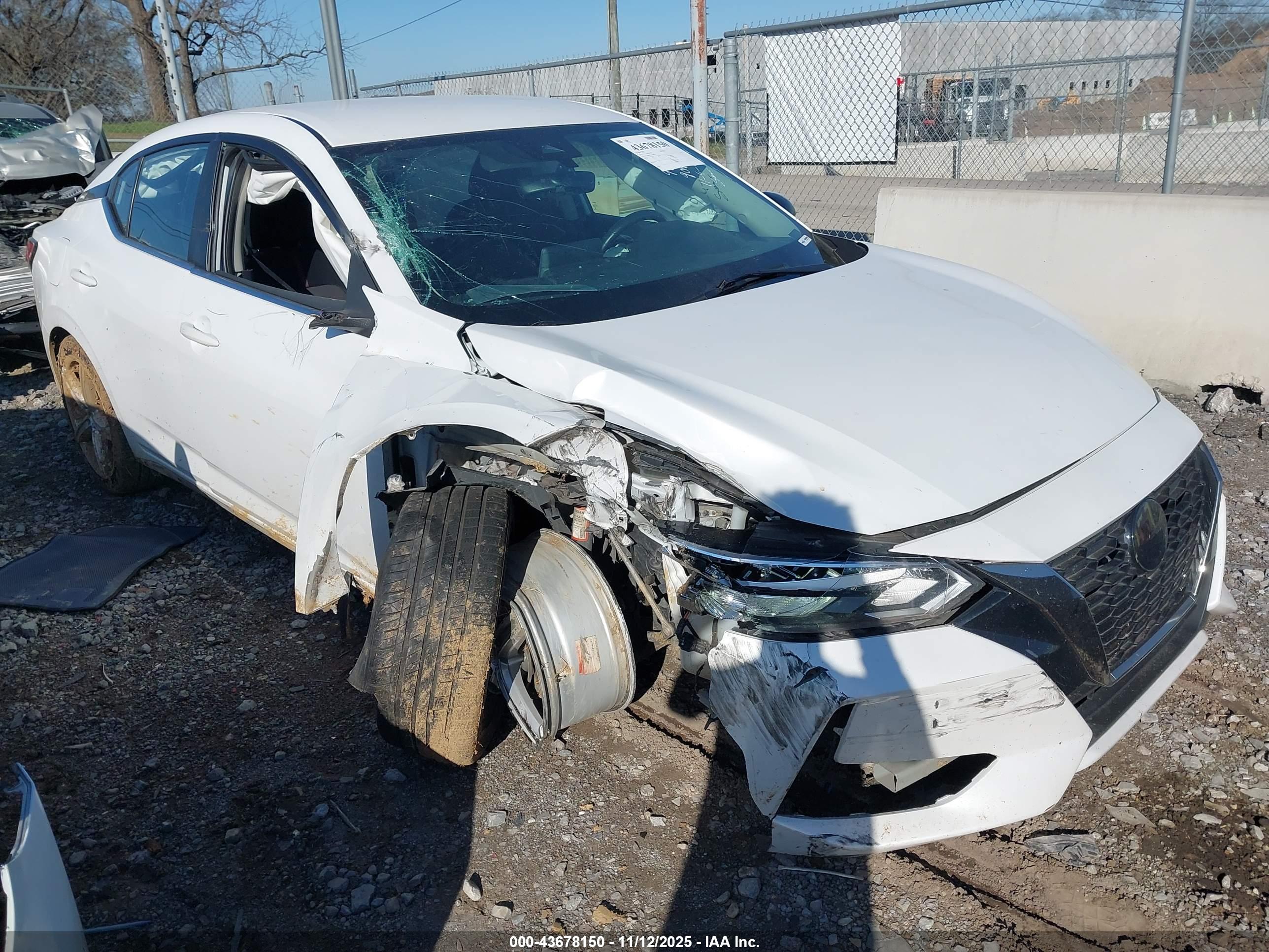 NISSAN SENTRA image 6
