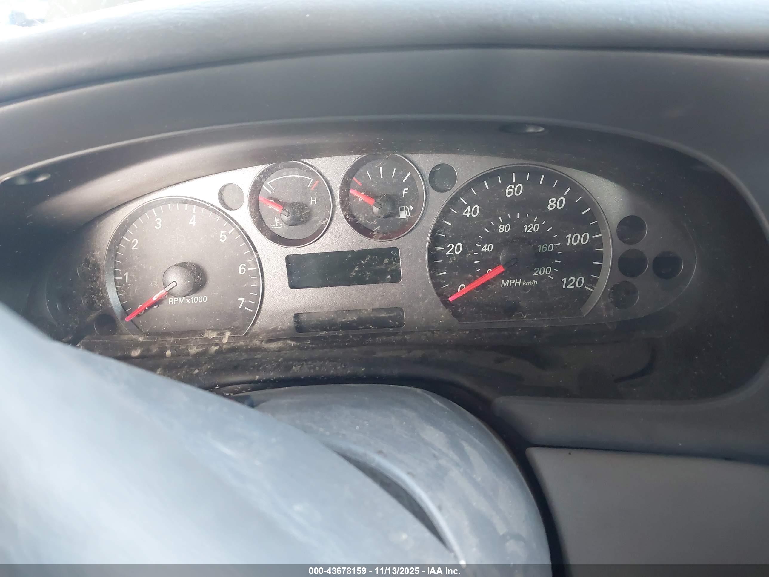FORD TAURUS image 7