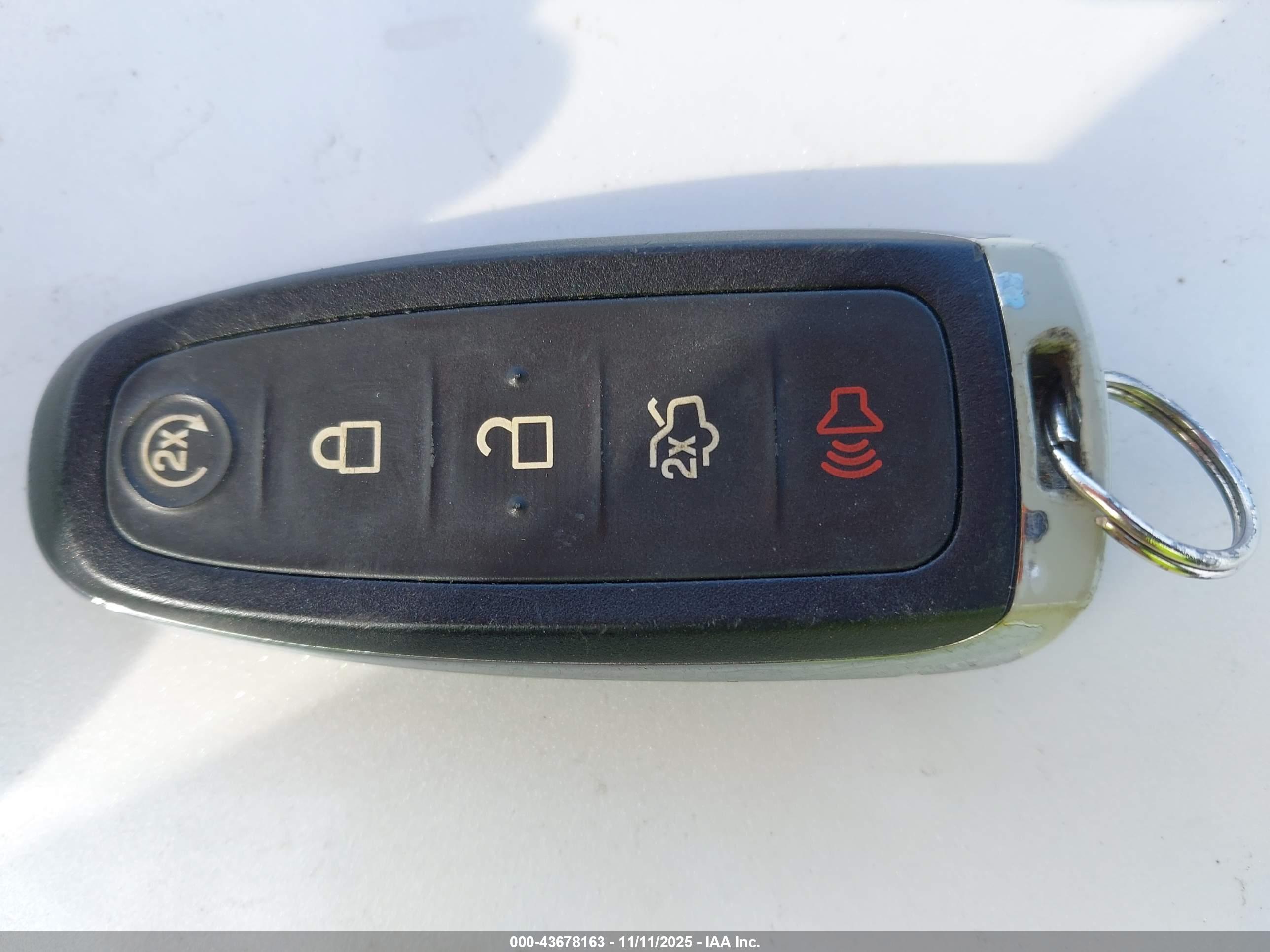 FORD ESCAPE image 11