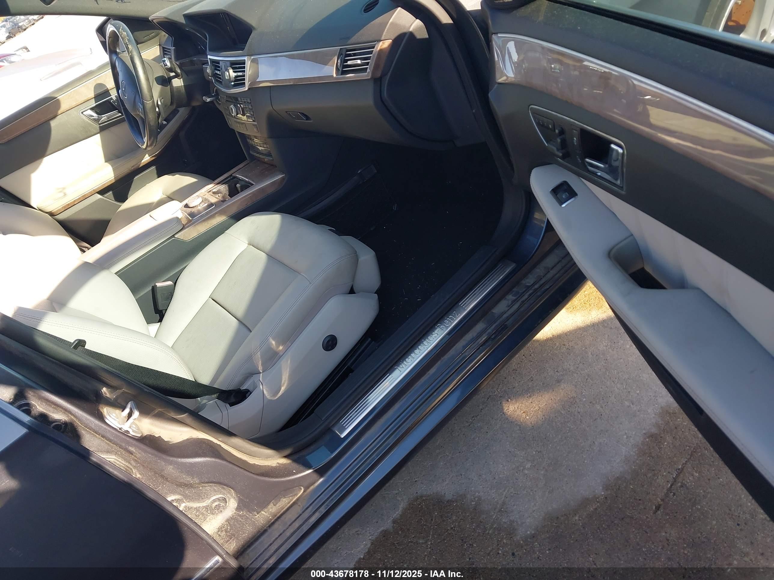 MERCEDES-BENZ E image 5