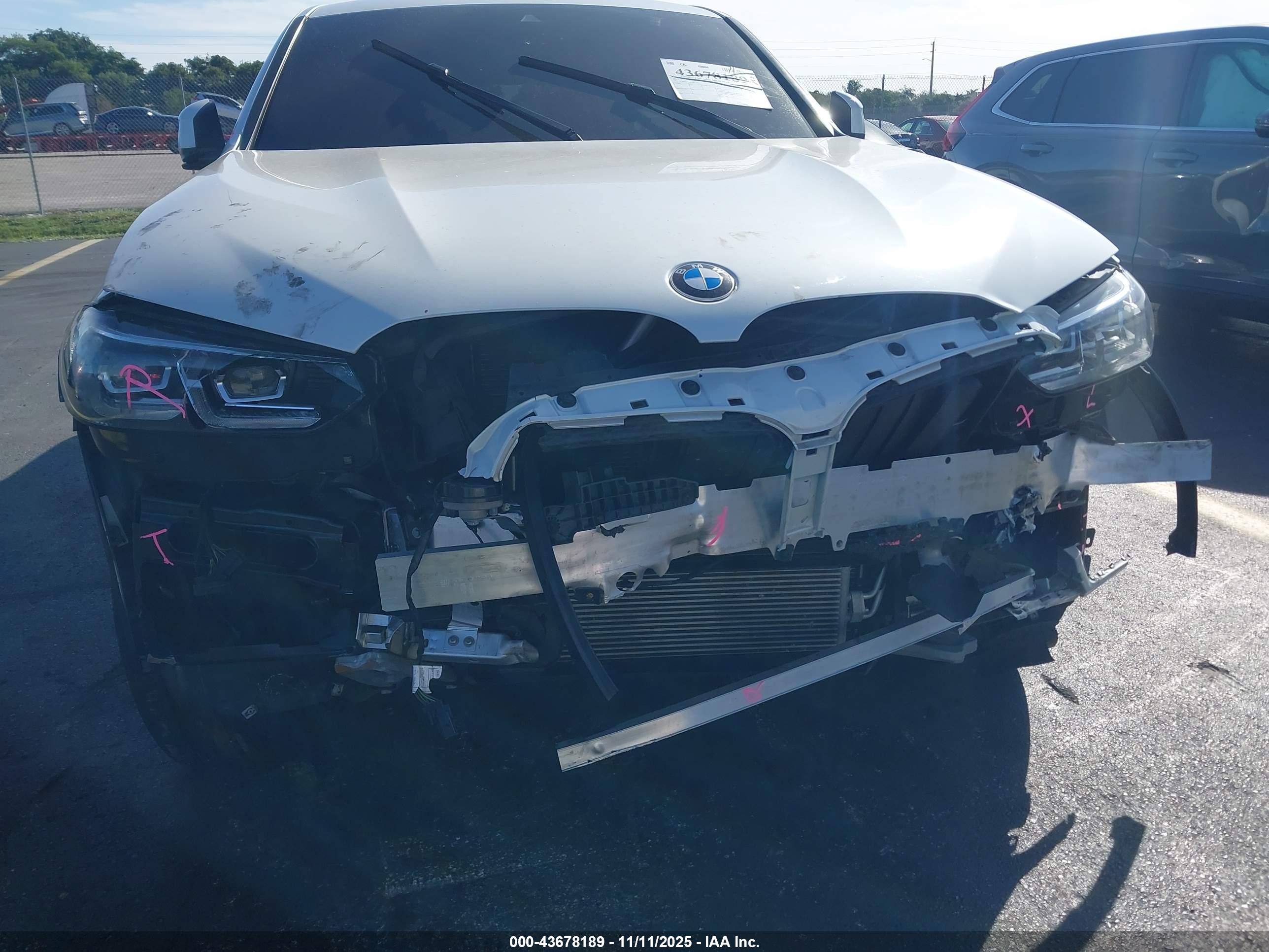 BMW X4 image 6
