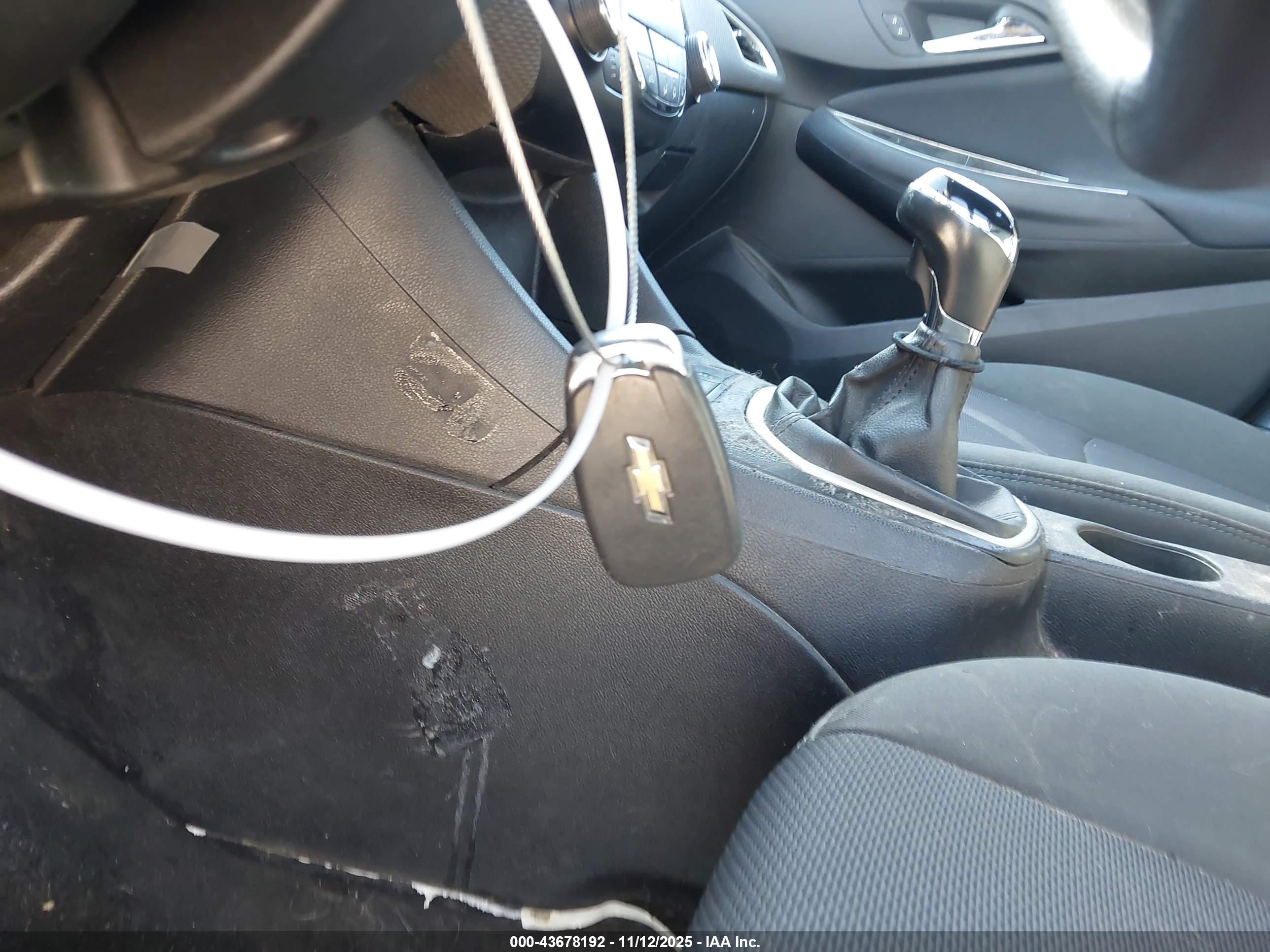 CHEVROLET CRUZE image 11