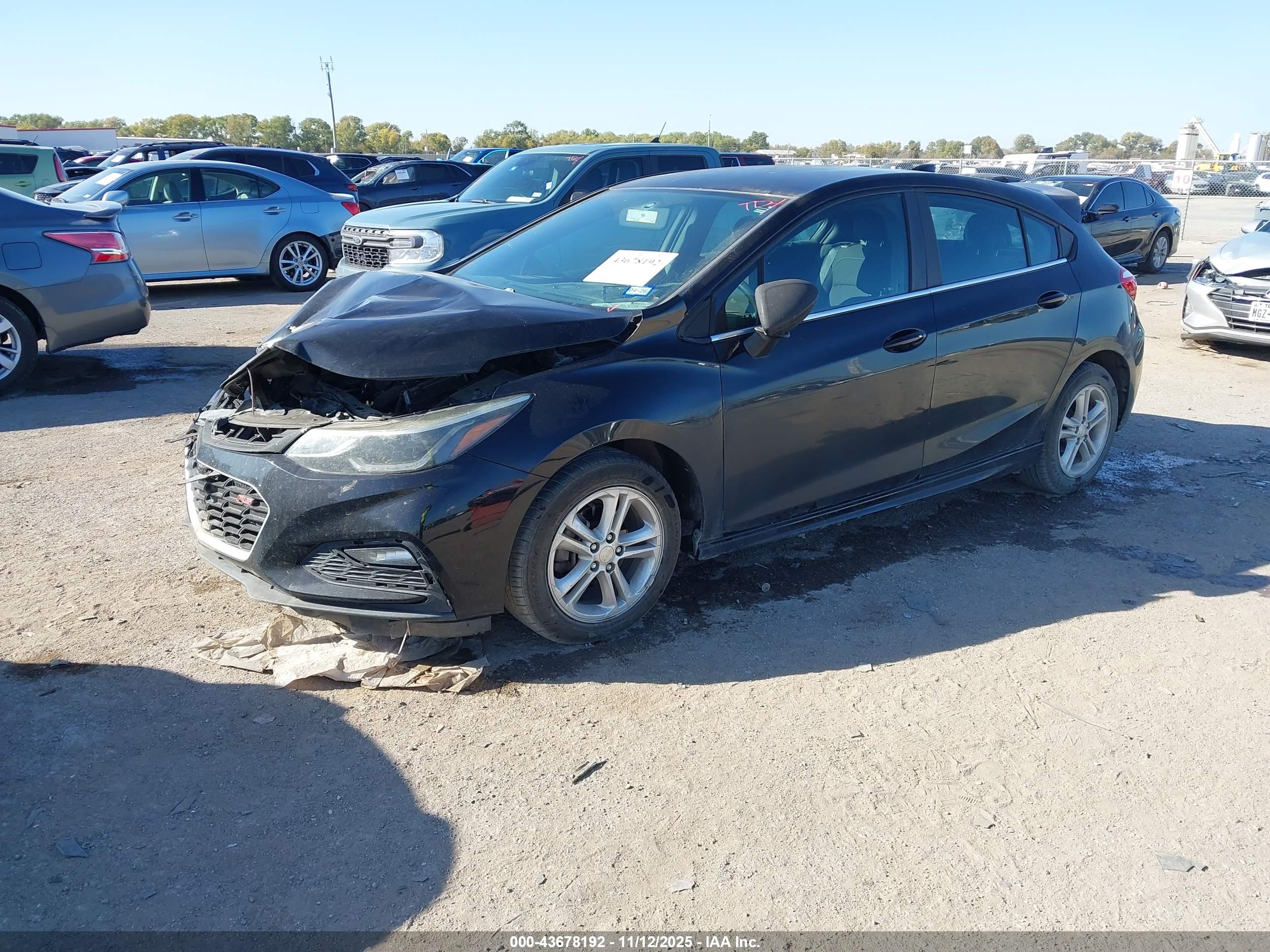 CHEVROLET CRUZE image 2