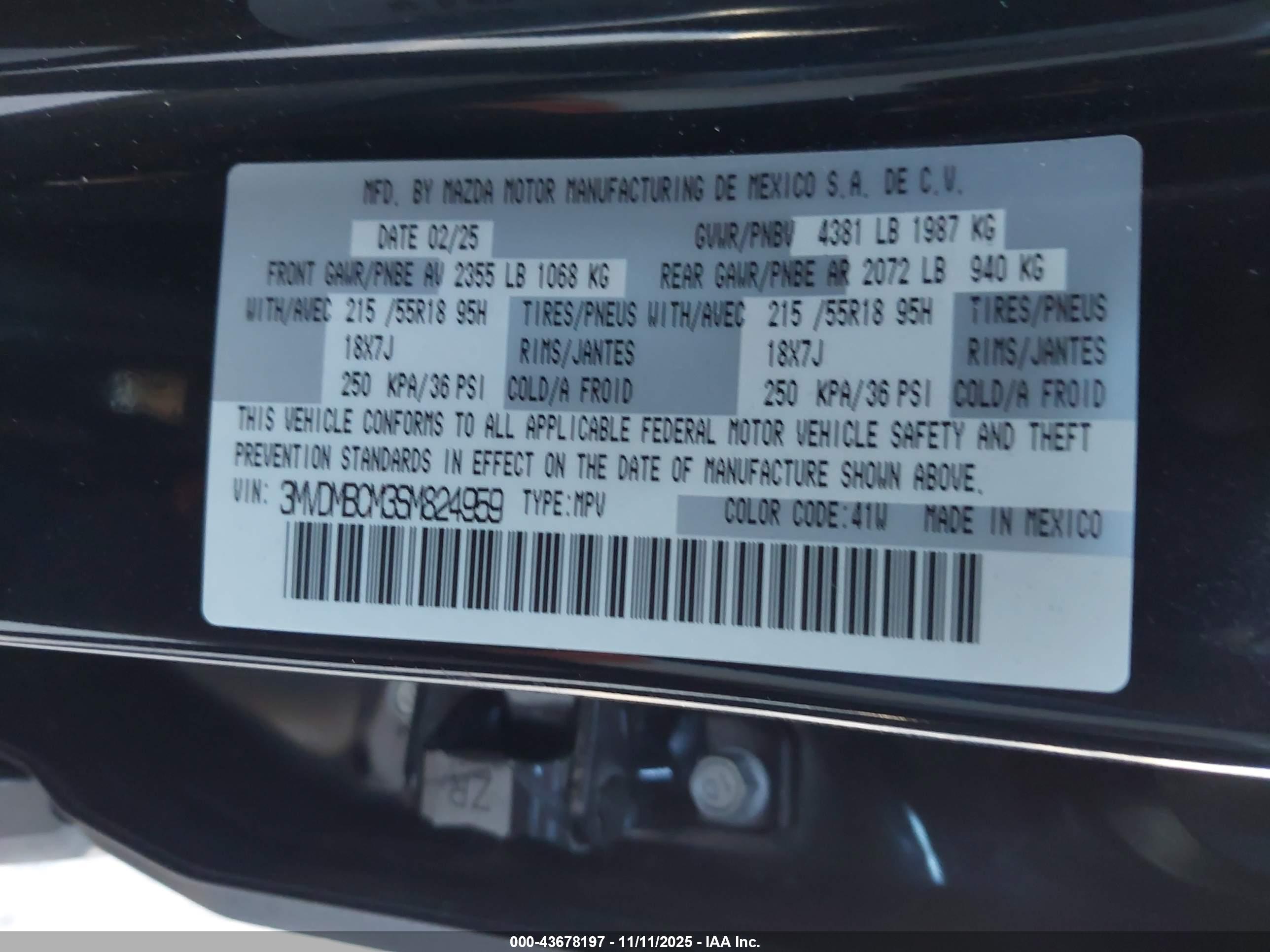 MAZDA CX-30 image 9
